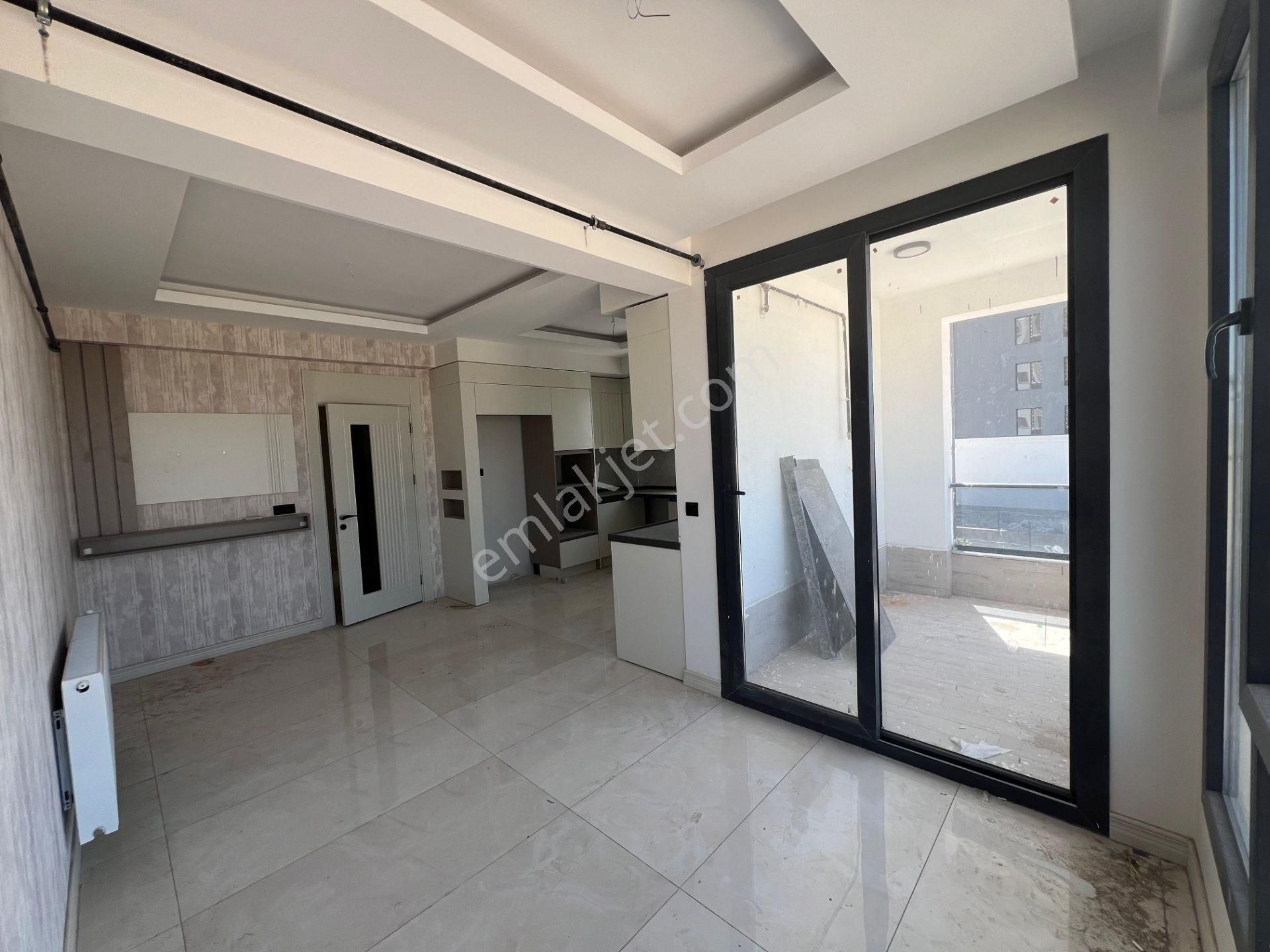 Four Land'den Yeni Cezaevi Karşısında 3+1 Lüx Satılık Daire
