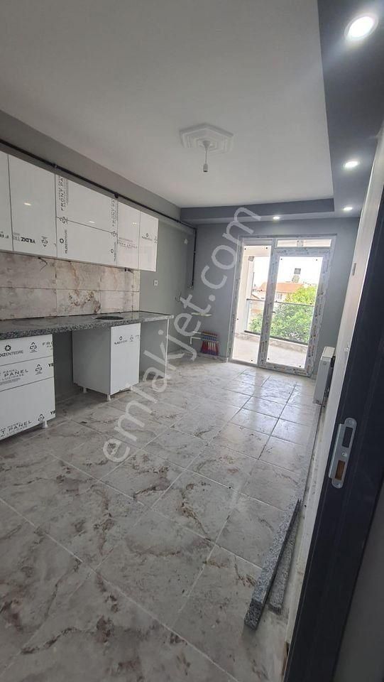 Tepebaşı Esentepe Satılık Daire Esentepe Mah 🔻ara Kat🔻 140 M2 Geniş Mutfak Geniş Balkon 🔻 Ebeveyn Banyolu Ankastre Satılık 3+1