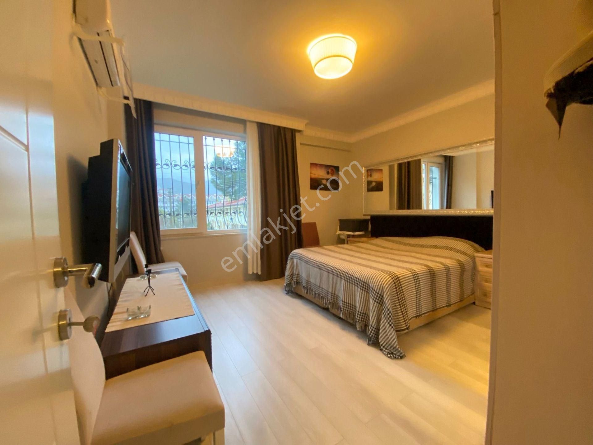 Marmaris Siteler Satılık Daire Marmaris Siteler'de Denize Çok Yakın 2+1 Satılık Düz Daire