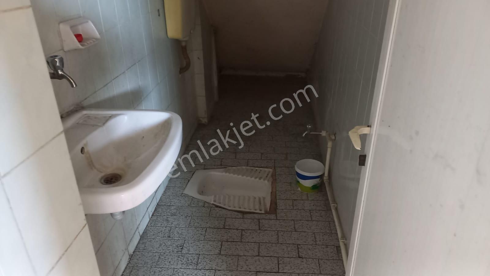 Ümraniye K.karabekirde 250m Kiralık Düşeş Kazaandıracak Dükkan No:115 - Görsel 6