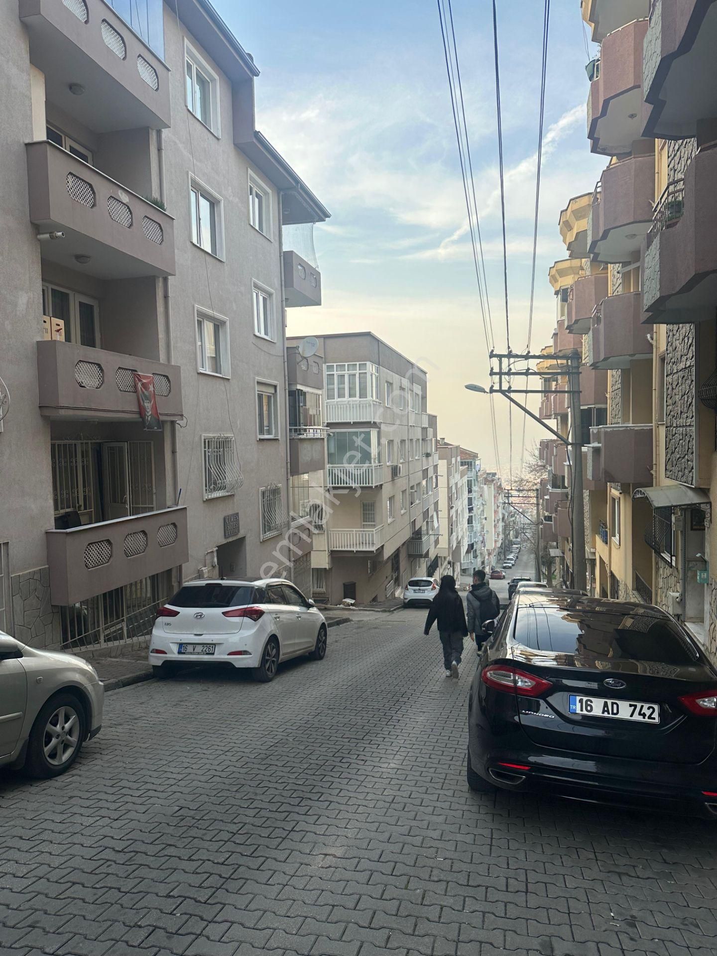 Yıldırım Mollaarap Satılık Daire Mollaarap Mh.çimen Sitesinde 3+1 130 M2 Satılık Daire