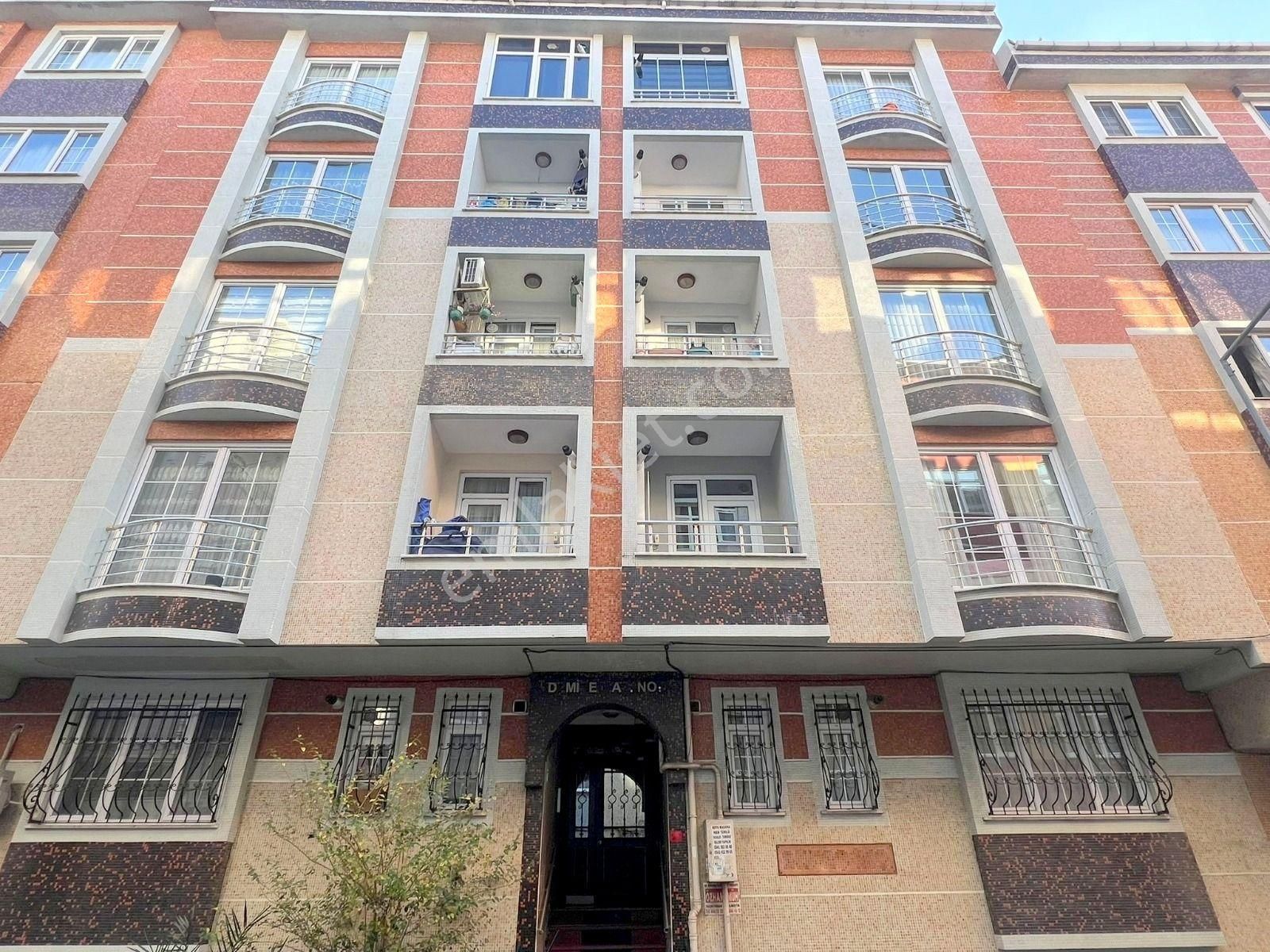 Bahçelievler Hürriyet Satılık Daire Elvan Emlaktan Kat Mülkiyetli 2+1 90 M2 Arakat