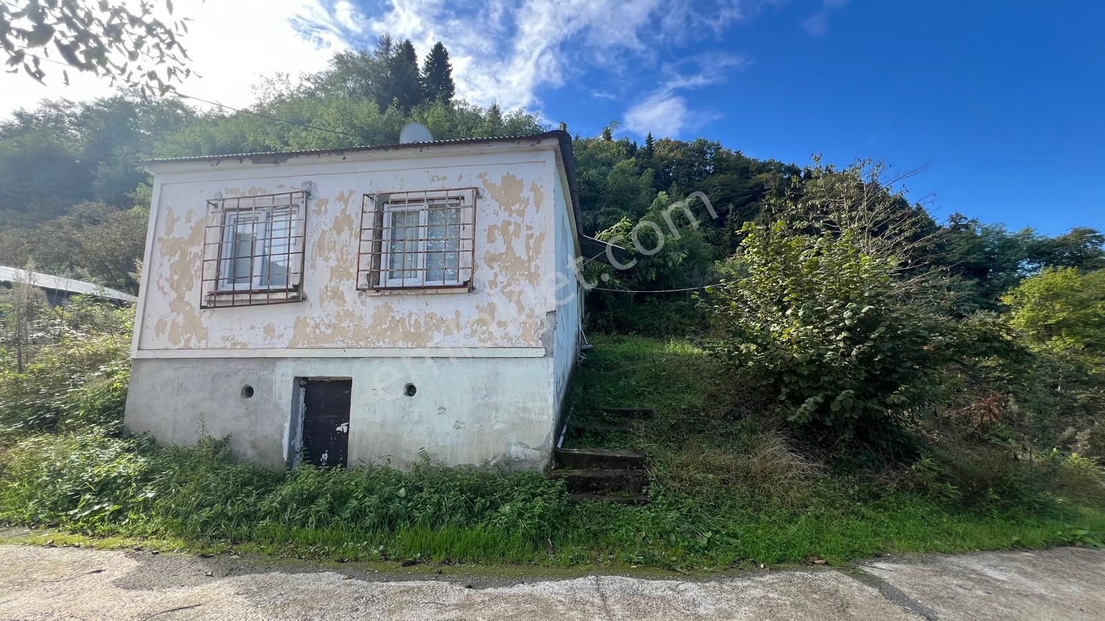 Ortahisar Dolaylı Satılık Bağ & Bahçe Trabzon Dolaylı Doğa Ve Deniz Manzaralı Satılık Arsa