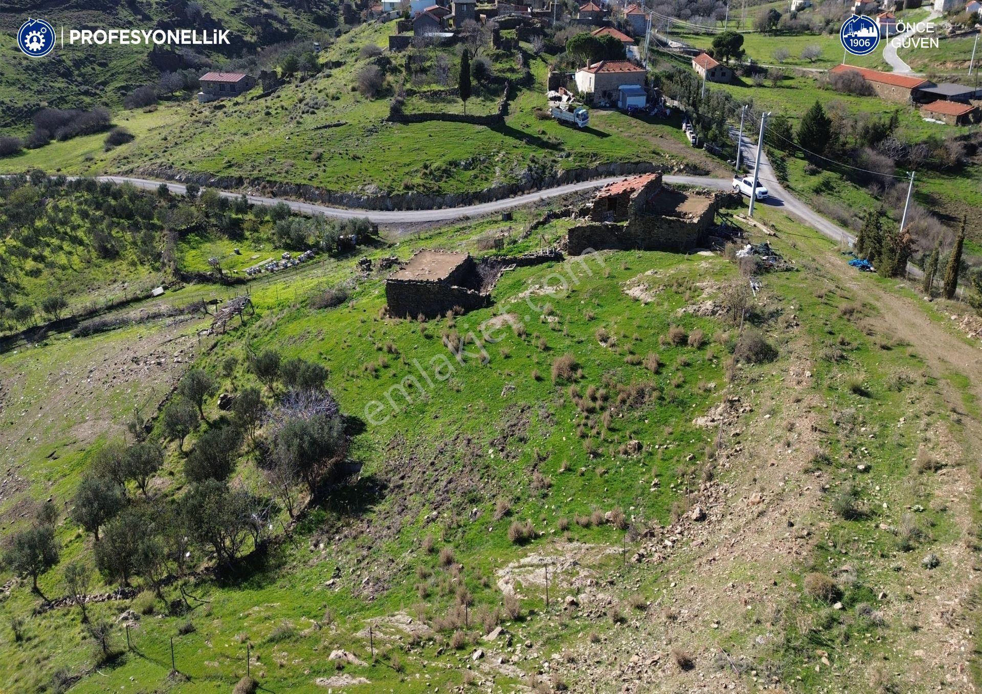 Karaburun Parlak Köyiçi'nde Doğa Manzaralı 357 M2 Tarla - Görsel 2