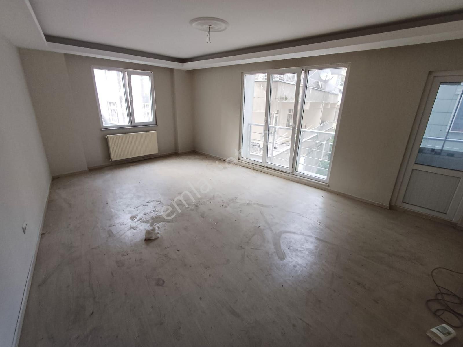 Samsun İlkadım Liman Mahallesinde Asansörlü Tramvaya Cephe 3+1 Kiralık Daire