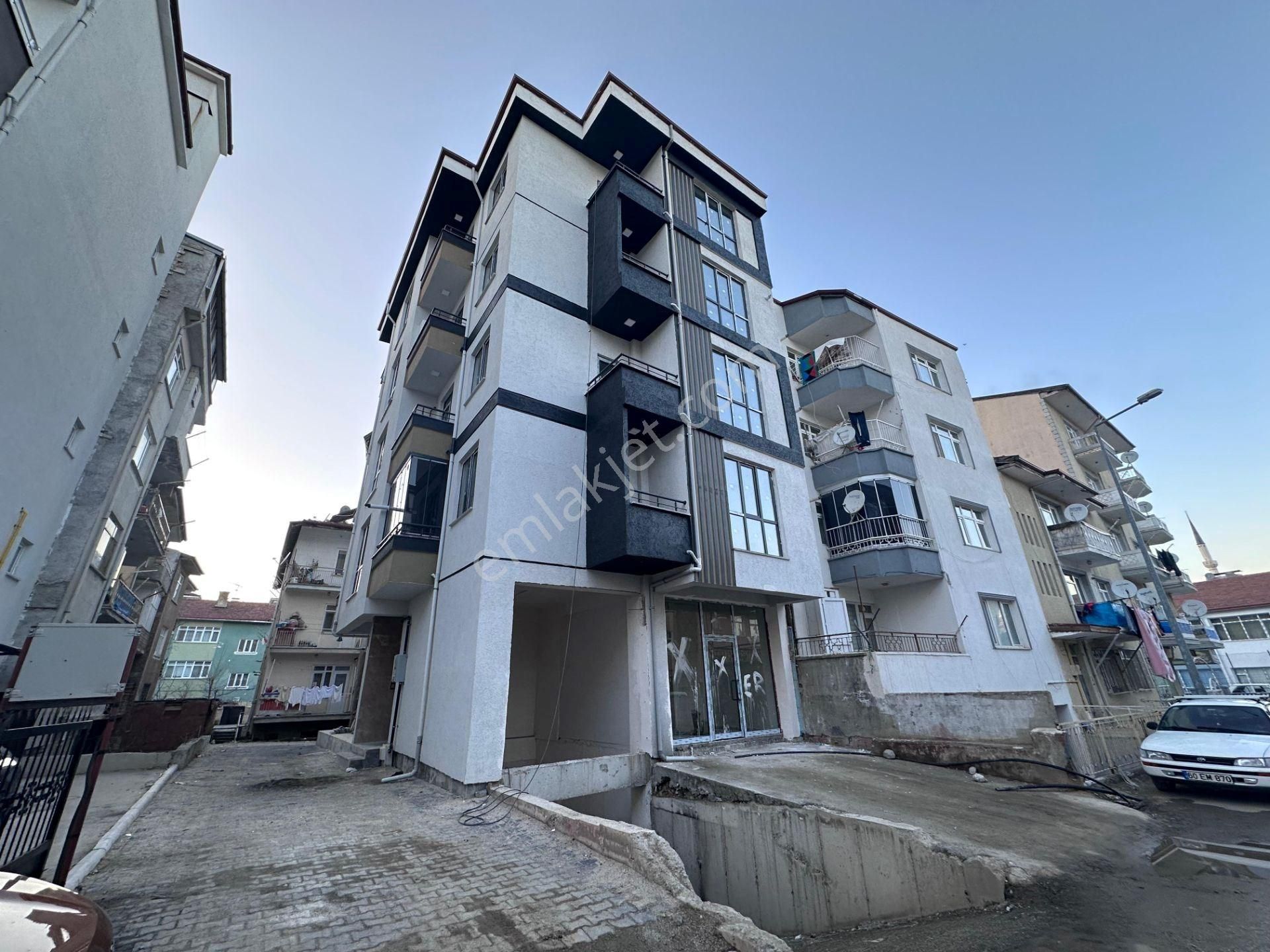 Tokat Merkez Altıyüzevler Satılık Daire Vadi Emlak 'tan Yeşilırmak Mahallesinde 1+1 Satılık Daire