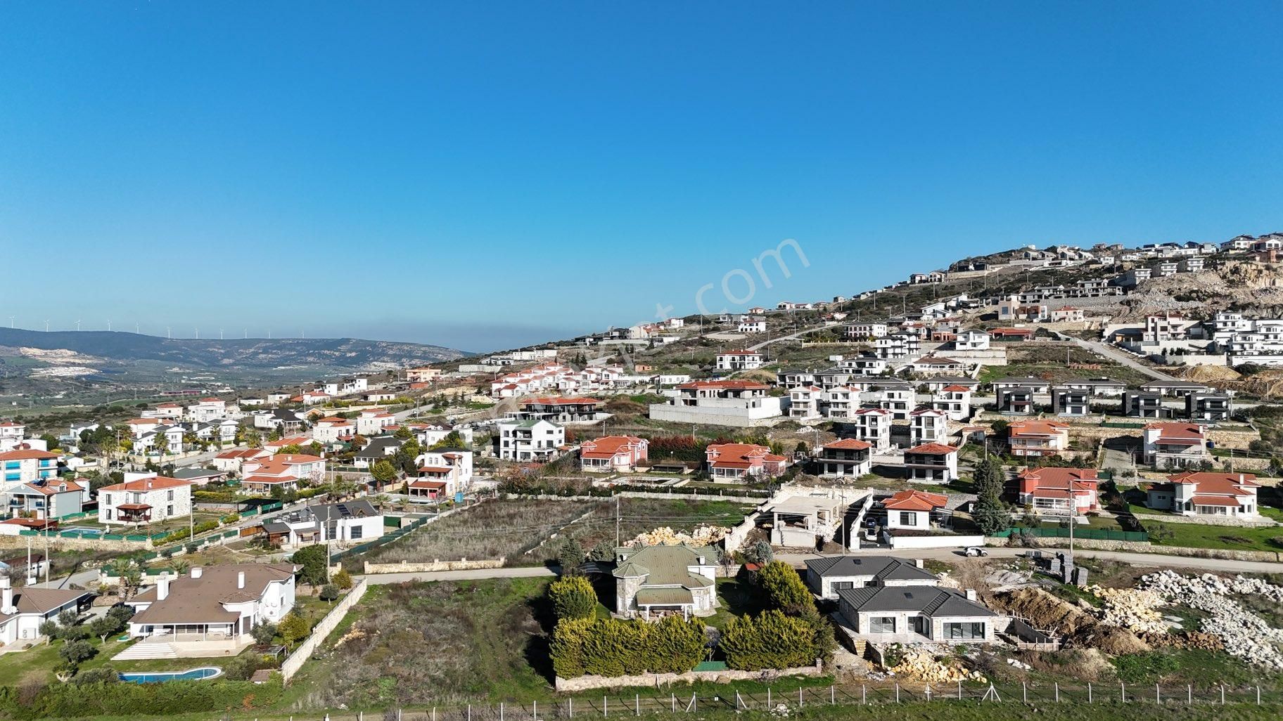 Foça Yenibağarası Satılık Konut İmarlı Eski Foça Foçaköy De Satılık 3 Villalık Deniz Manzaralı Arsa