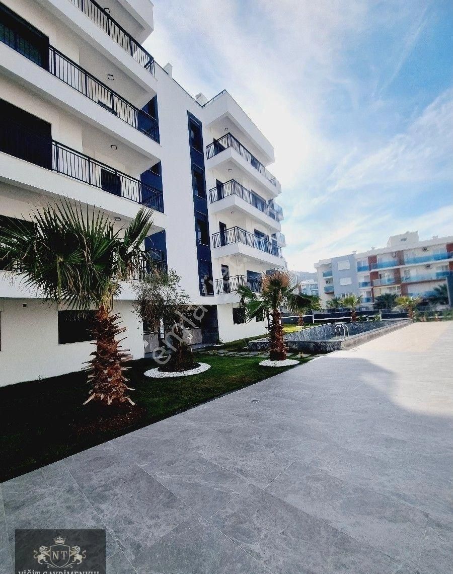 Kusadası Degırmenderede Sıfır Çıft Banyolu 2+1 Daıre - Görsel 14