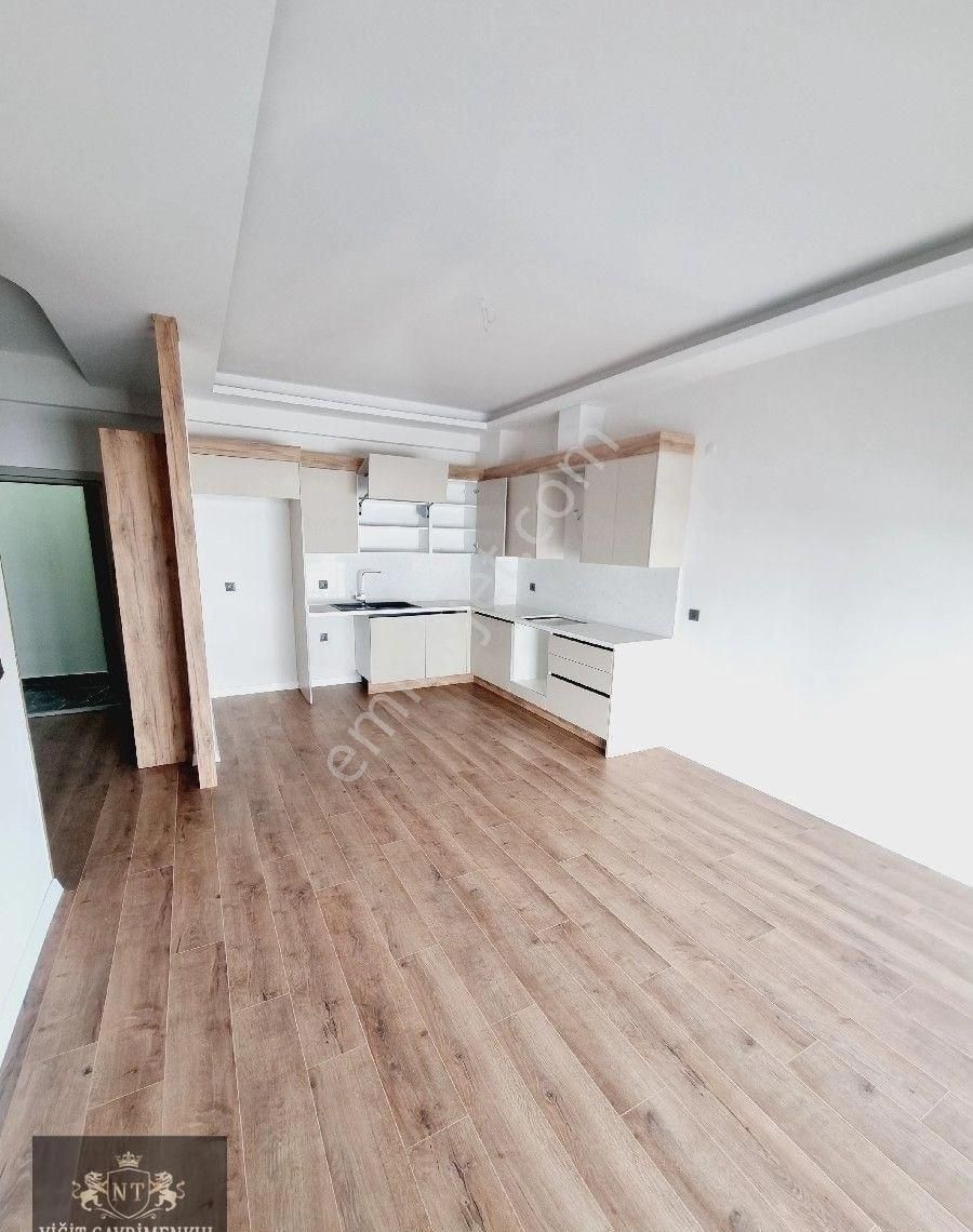 Kusadası Degırmenderede Sıfır Çıft Banyolu 2+1 Daıre - Görsel 18