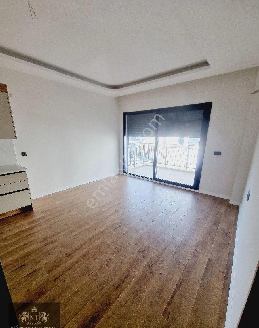 Kusadası Degırmenderede Sıfır Çıft Banyolu 2+1 Daıre - Görsel 9