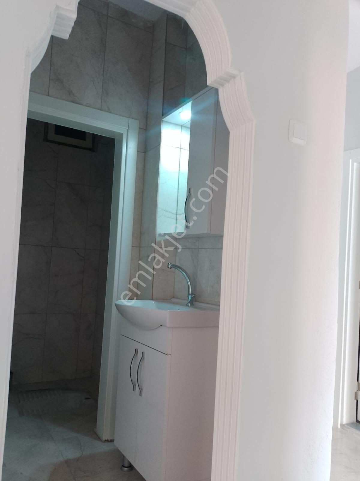 Akçay Emlak'tan Akşehir Stadyum Yanında Ara Kat Sıfırdan Farksız Satılık 3+1 Daire - Görsel 14