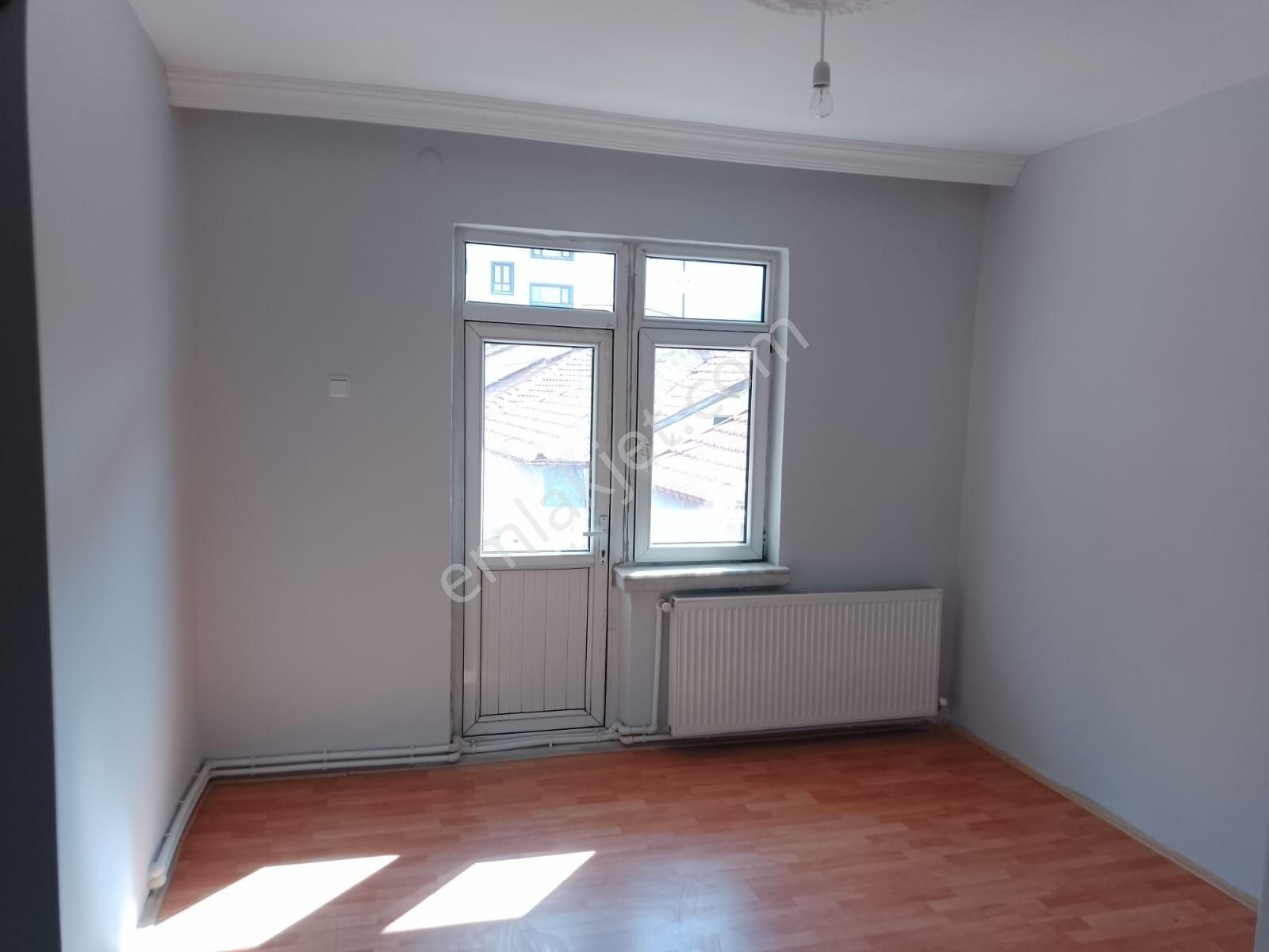 Akçay Emlak'tan Akşehir Stadyum Yanında Ara Kat Sıfırdan Farksız Satılık 3+1 Daire - Görsel 11