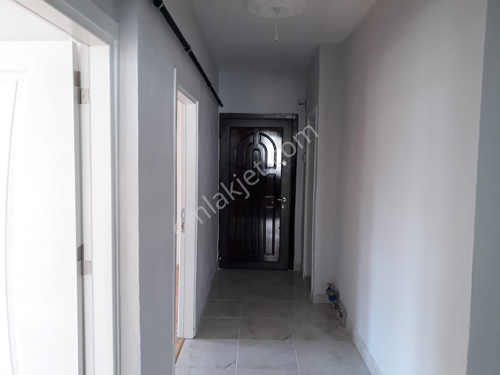 Akçay Emlak'tan Akşehir Stadyum Yanında Ara Kat Sıfırdan Farksız Satılık 3+1 Daire - Görsel 25