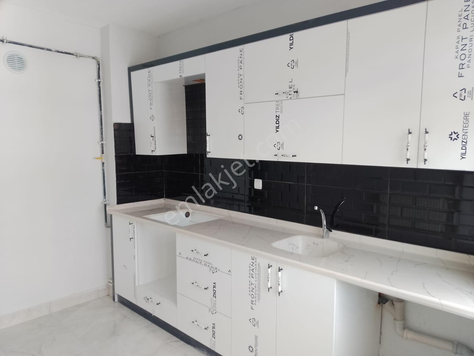 Akçay Emlak'tan Akşehir Stadyum Yanında Ara Kat Sıfırdan Farksız Satılık 3+1 Daire - Görsel 20