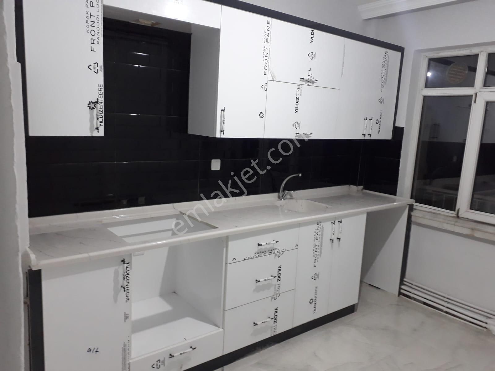 Akçay Emlak'tan Akşehir Stadyum Yanında Ara Kat Sıfırdan Farksız Satılık 3+1 Daire - Görsel 7