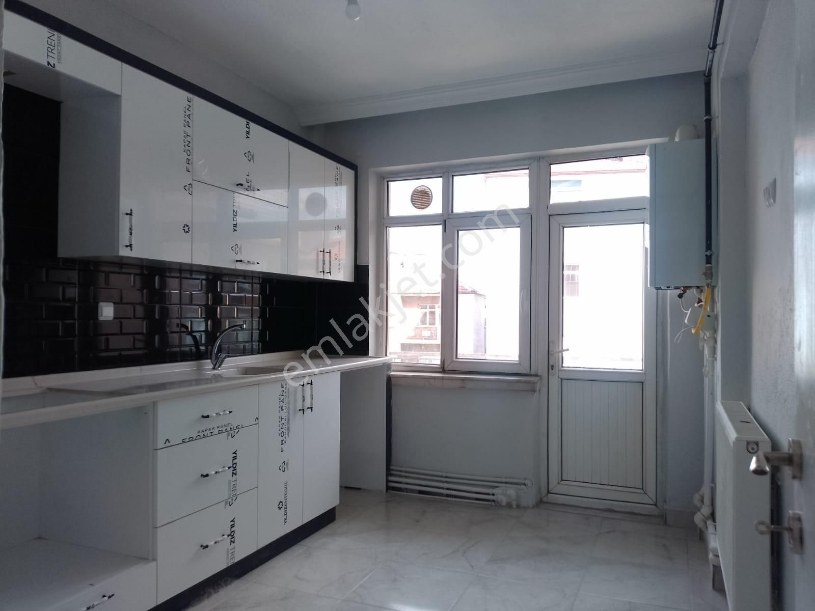 Akçay Emlak'tan Akşehir Stadyum Yanında Ara Kat Sıfırdan Farksız Satılık 3+1 Daire - Görsel 19