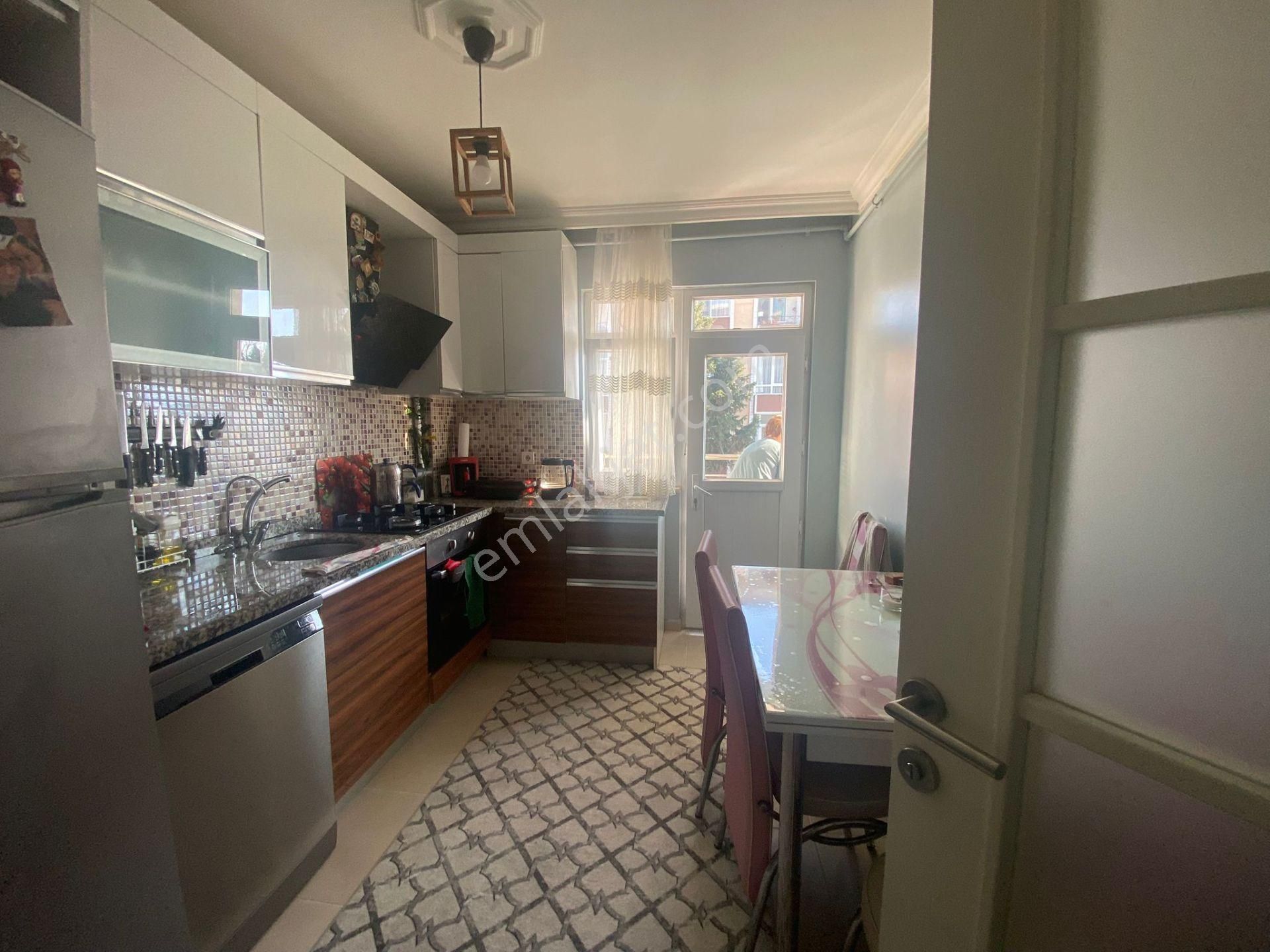 Köprü Emlaktan Silivri Selimpaşa Merkezde 120m2 3+1 Otoparklı Lüx Daire - Görsel 15