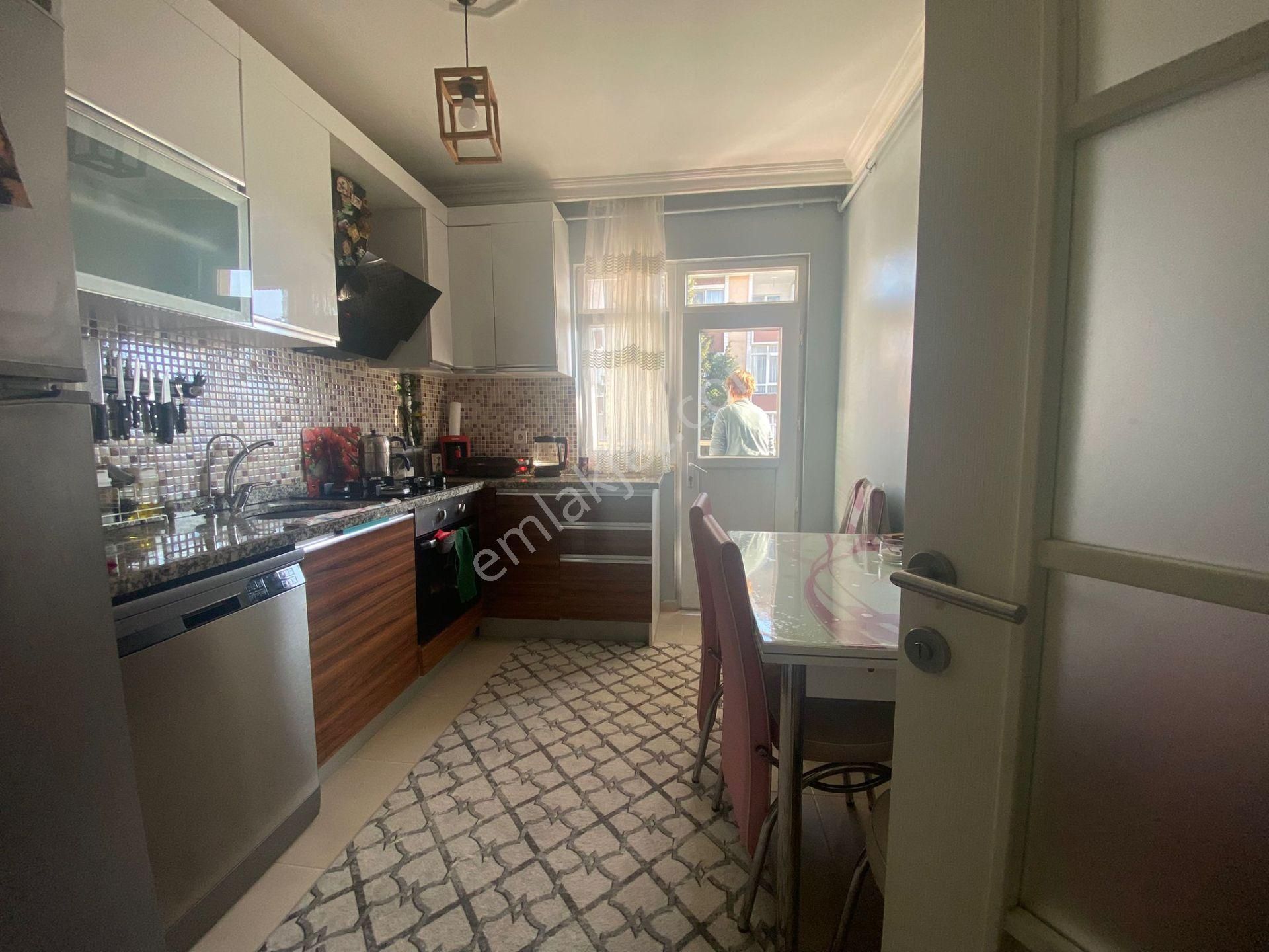 Köprü Emlaktan Silivri Selimpaşa Merkezde 120m2 3+1 Otoparklı Lüx Daire - Görsel 14