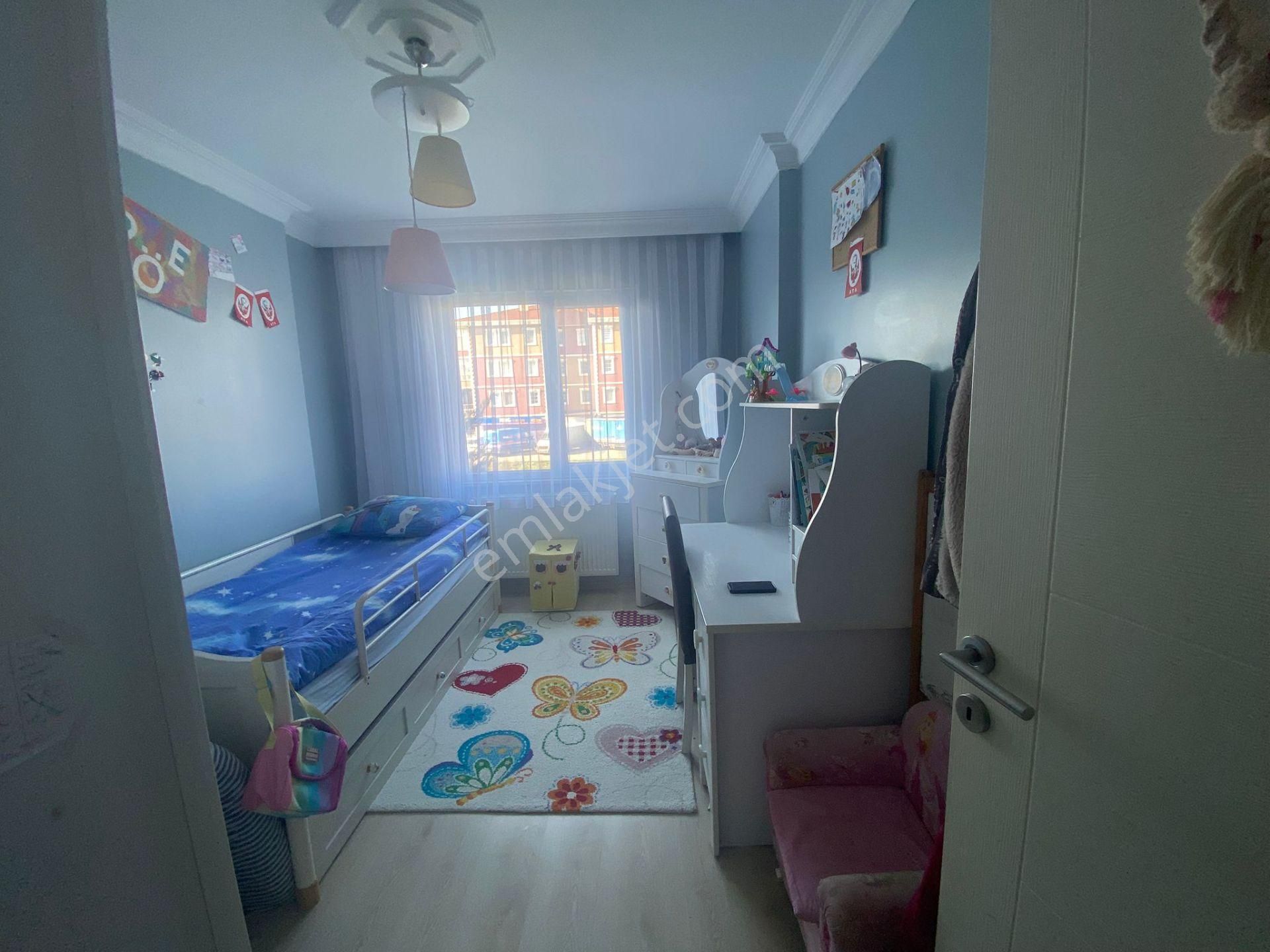 Köprü Emlaktan Silivri Selimpaşa Merkezde 120m2 3+1 Otoparklı Lüx Daire - Görsel 13