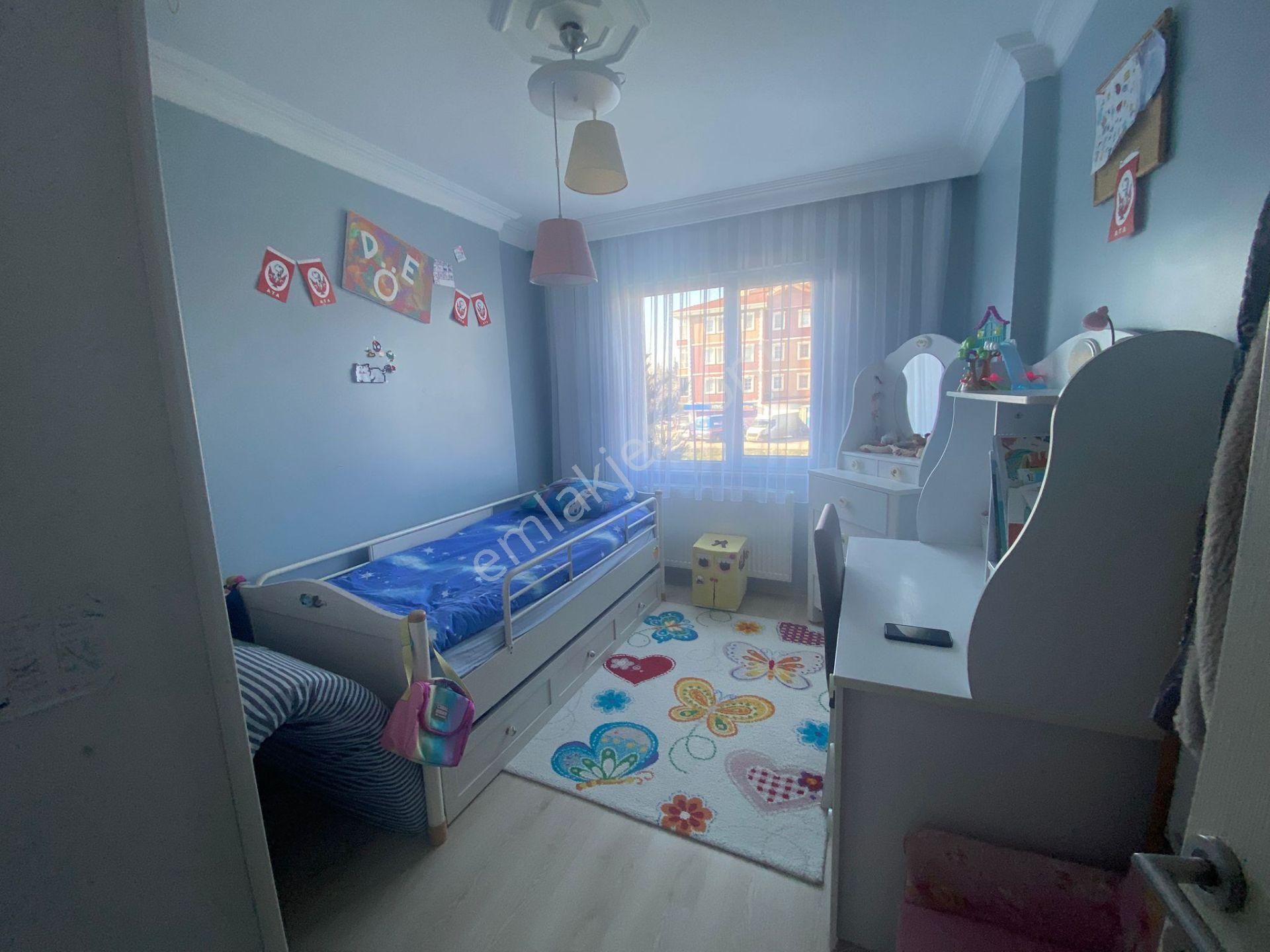 Köprü Emlaktan Silivri Selimpaşa Merkezde 120m2 3+1 Otoparklı Lüx Daire - Görsel 12