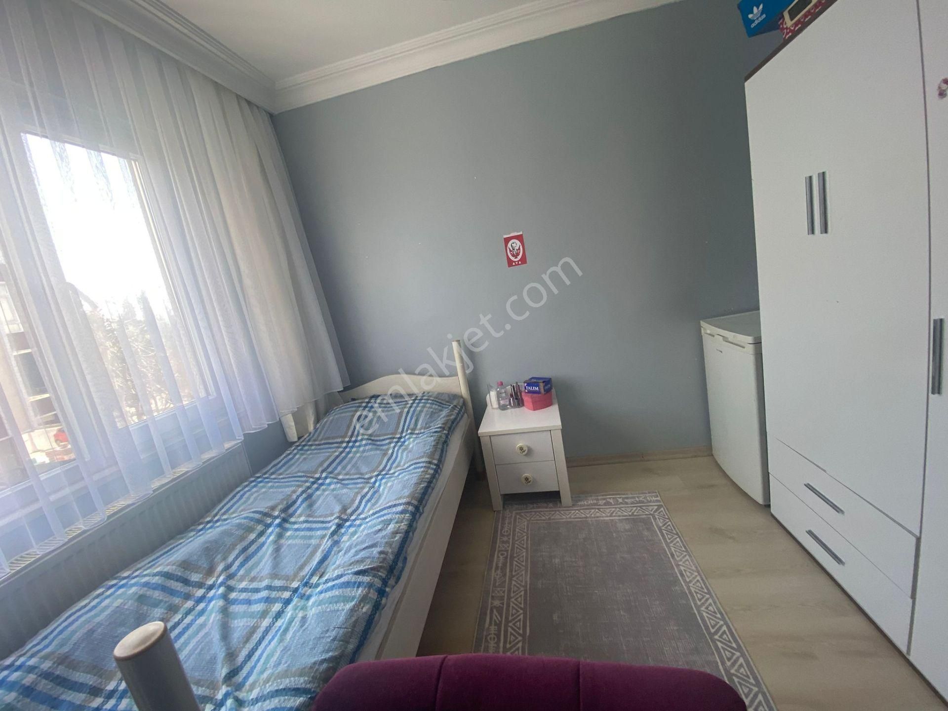 Köprü Emlaktan Silivri Selimpaşa Merkezde 120m2 3+1 Otoparklı Lüx Daire - Görsel 9