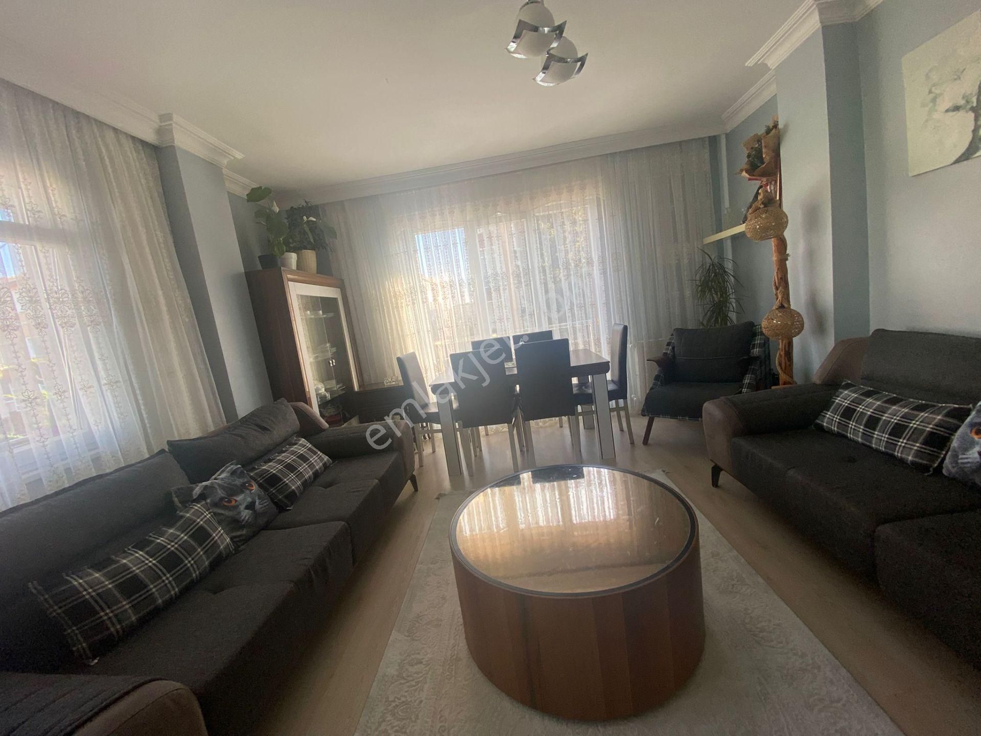 Köprü Emlaktan Silivri Selimpaşa Merkezde 120m2 3+1 Otoparklı Lüx Daire - Görsel 3