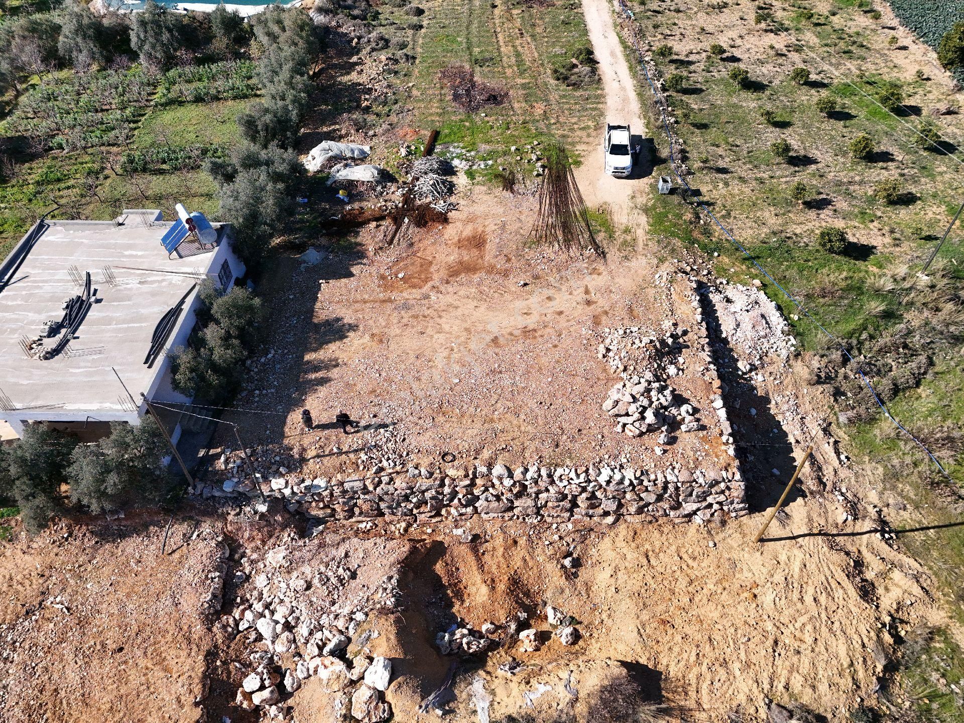 Erdemli Esenpınar Satılık Tarla Uğur Emlak'tan Esenpınar Ağlıcada Satılık Arsa 2 Kat Villa İmarlı