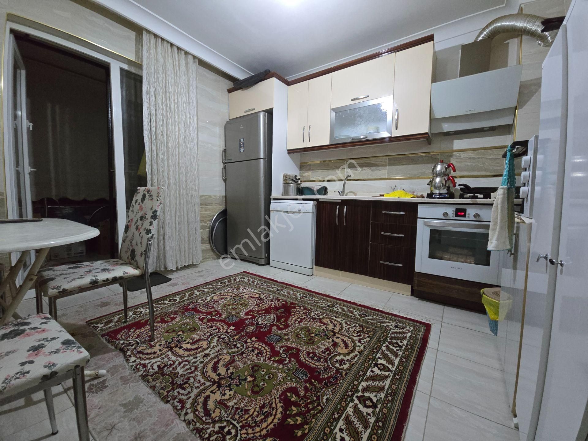 Mamak Akşemsettin Satılık Daire Asansörlü Cadde Yakını 2. Katta 130 M2 3+1 Satılık Daire