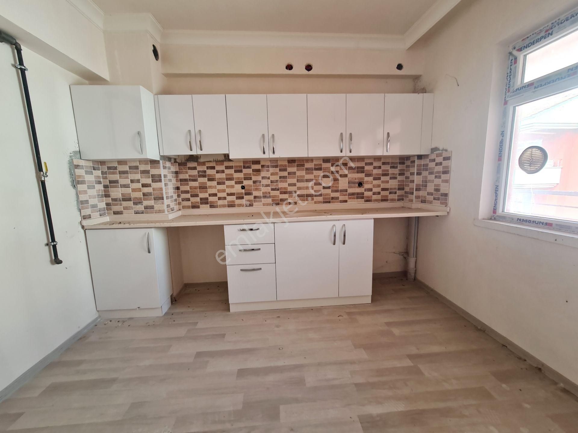 Sincan Alcı Satılık Daire Ankara Temelli Alcı Mh. Asansörlü 5 Bloklu Sitede Arakat 3+1 Köşebaş Cephe De Daire