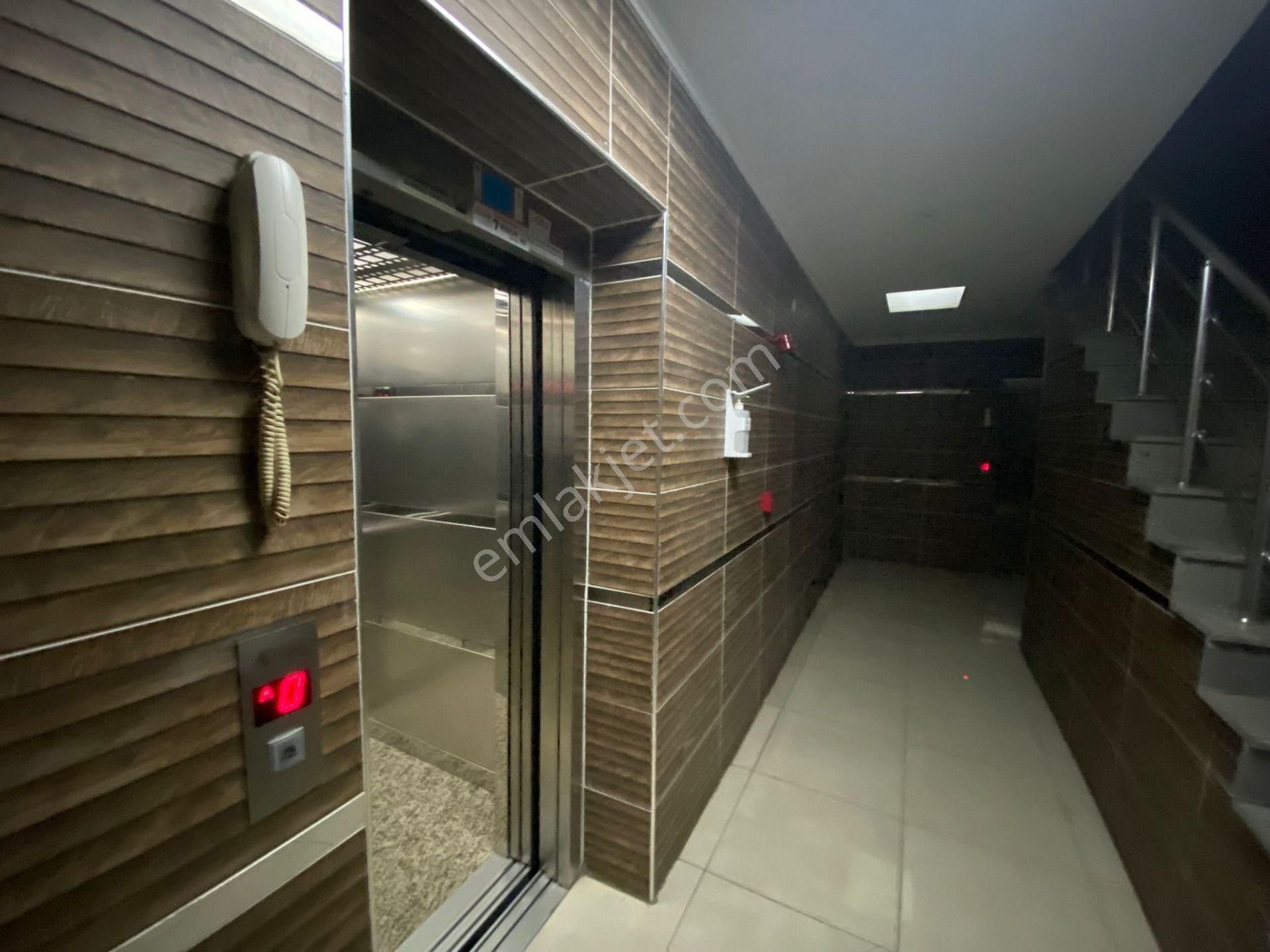 Trabzon Akyazı Park Sitesi'nde 3+1 Satılık Daire - Görsel 6