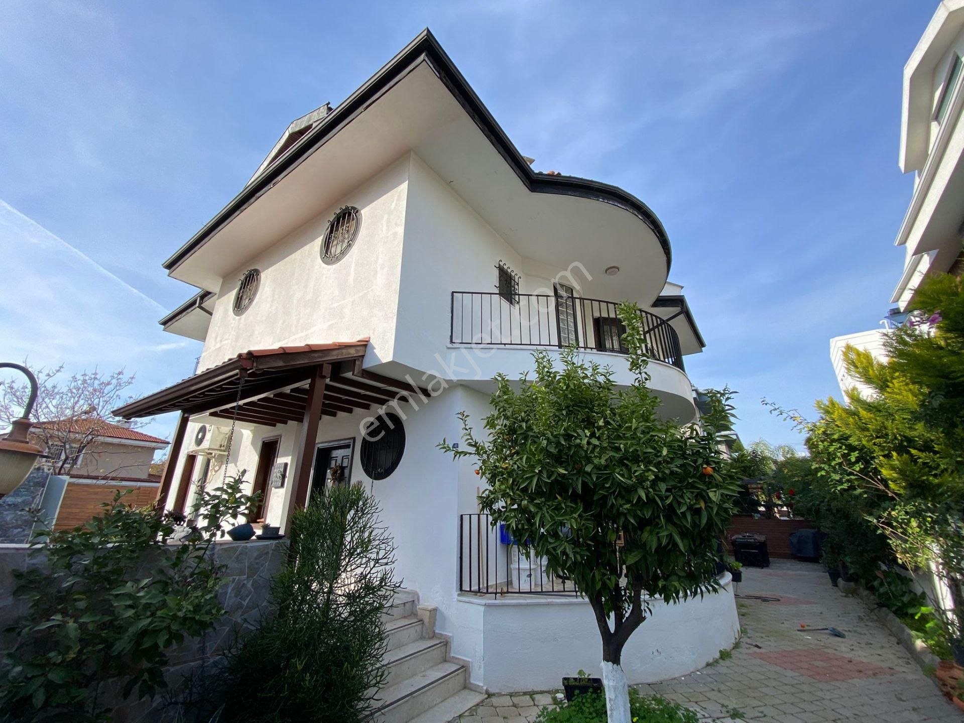 Fethiye Akarca Satılık Villa Goldhouse Dan Satılık Villa Akarca Da Tripleks 5+1