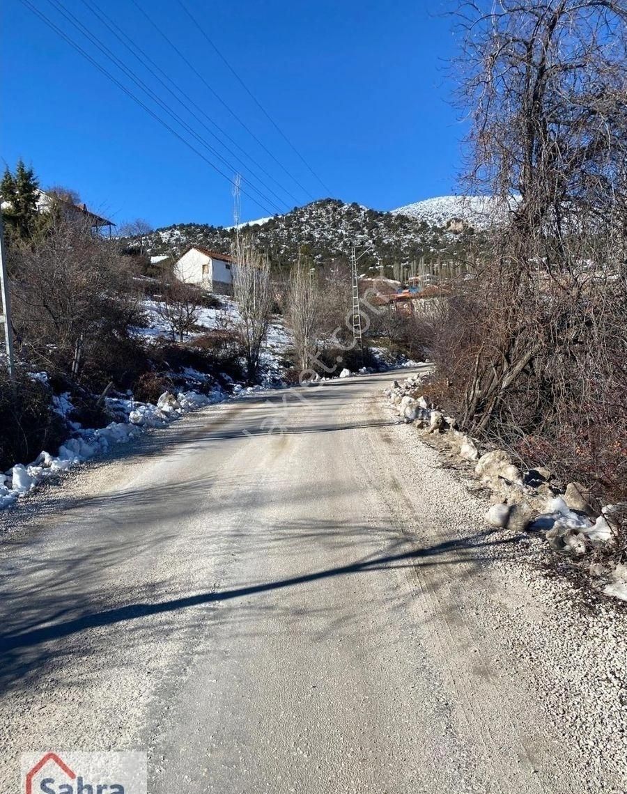 Korkuteli Güzle Satılık Tarla Yazır Güzle'de Köy İçi Satılık Parsel