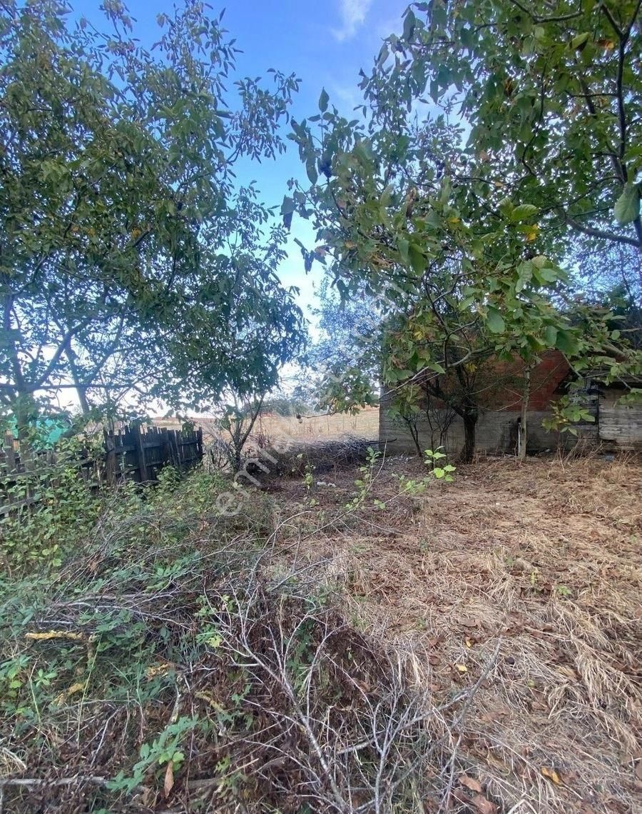 Balıkesir Gönen Satılık Müstakil Ev Bahçeli 400m2