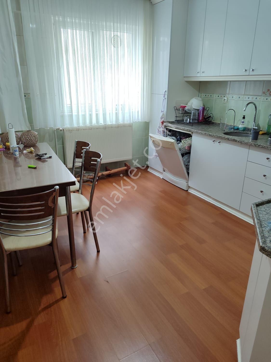 Merkezefendi Akkonak Satılık Daire Akkonak Mevki 180 M2 4+1 Y. Giriş Arakat