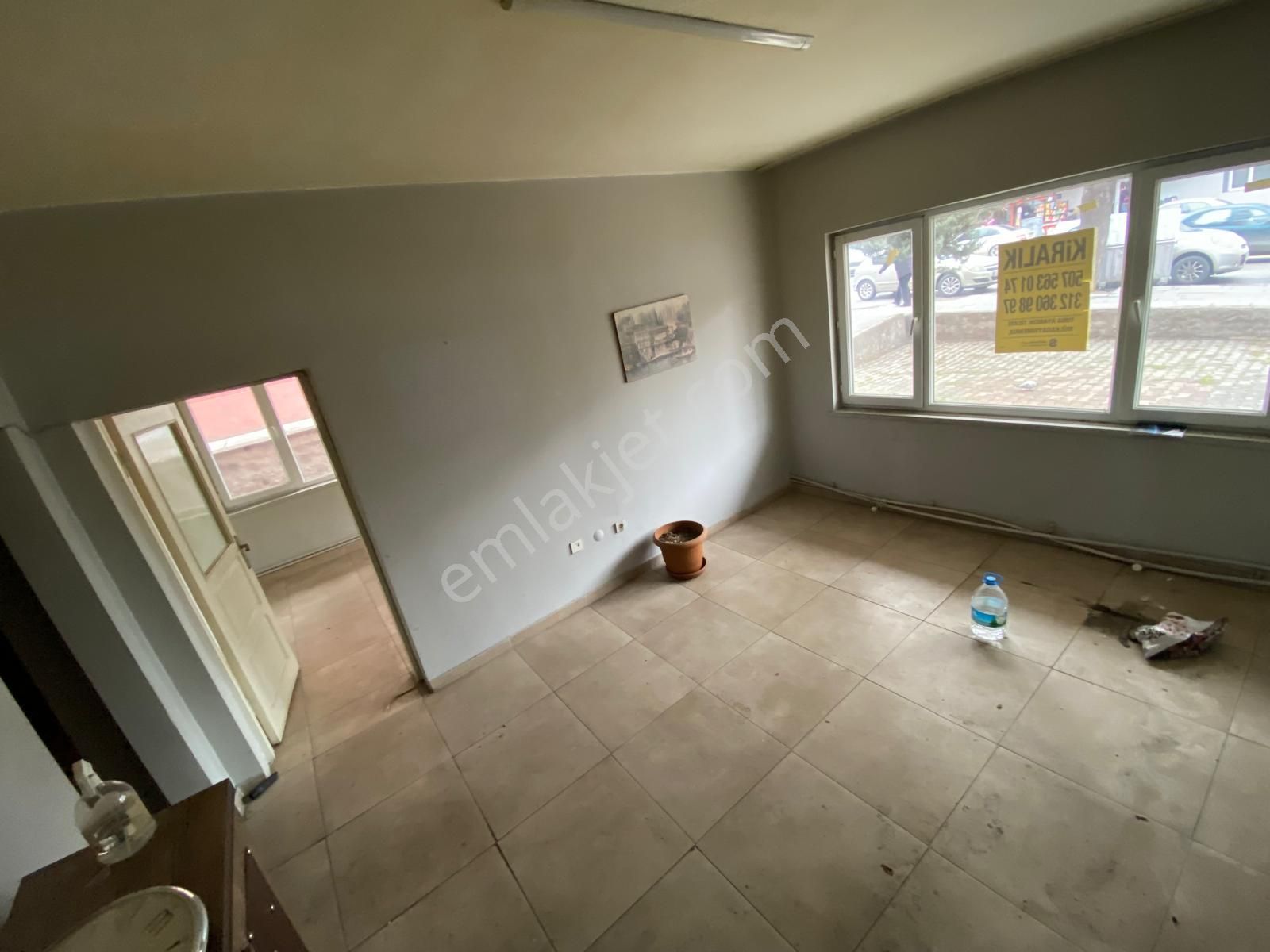 Keçiören 19 Mayıs Satılık Apartman Dairesi Tuna Ayancık Emlak Y.emre Cad.üzeri 4+1ön Güney