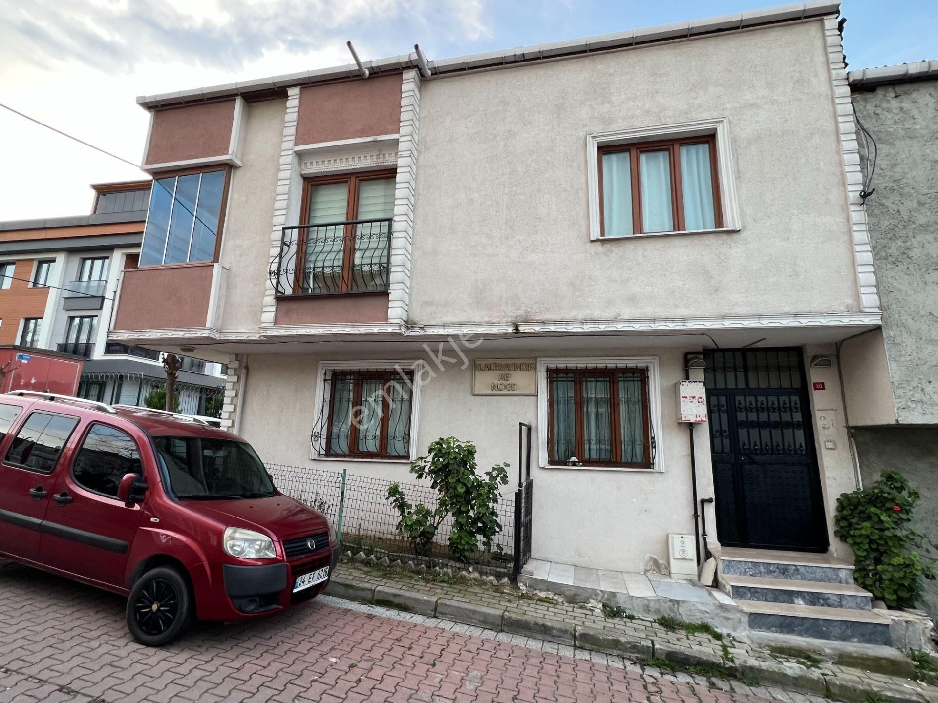 Avcılar Firuzköy Mah. 2016 Yapımı Köşe Parsel Satılık Bina - Görsel 2