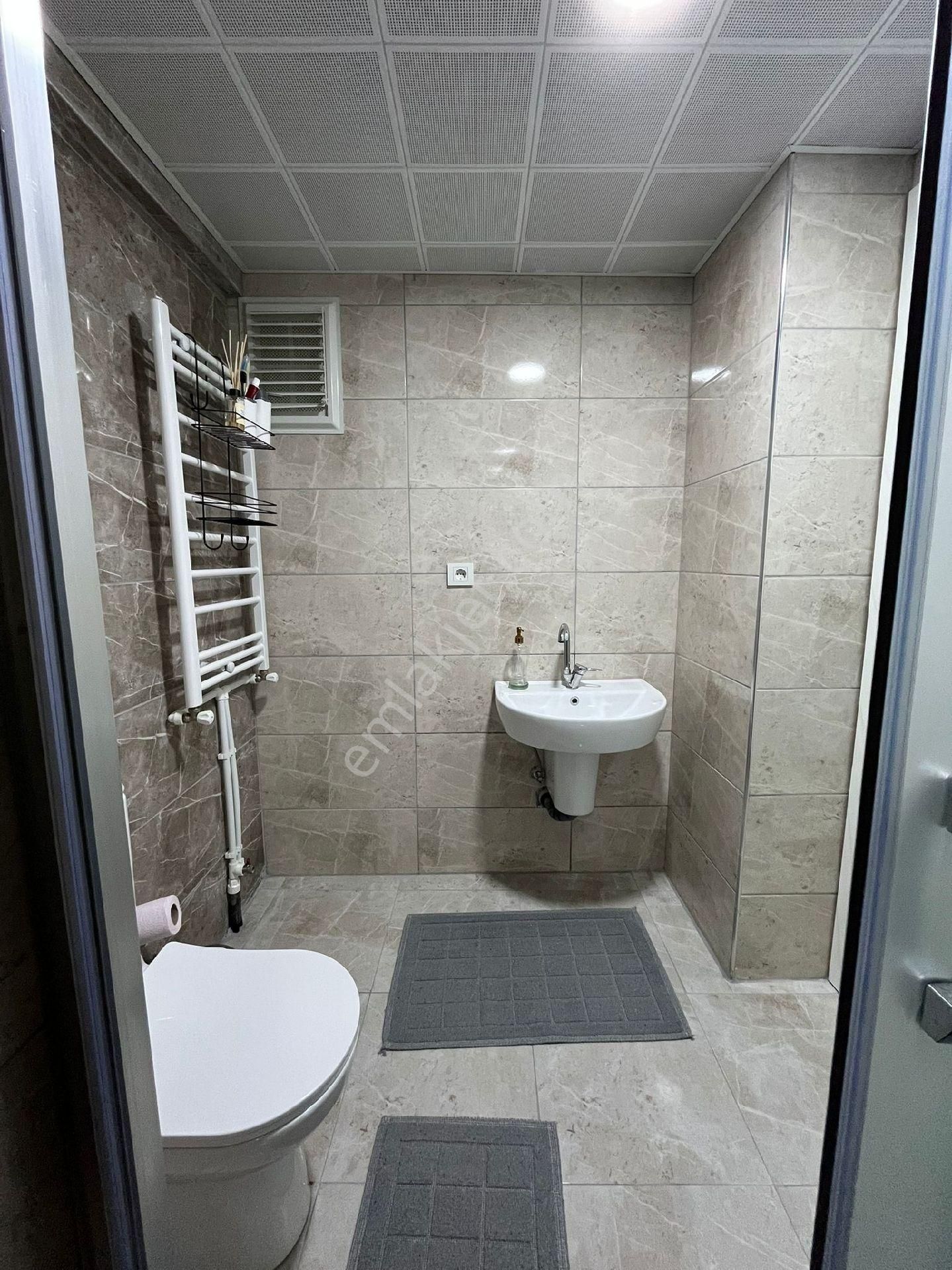 Marka İnşaat Emlak Site İçerisinde Güvenlik Promlemi Olmayan 3+1 Yüksek Katta Daire - Görsel 14