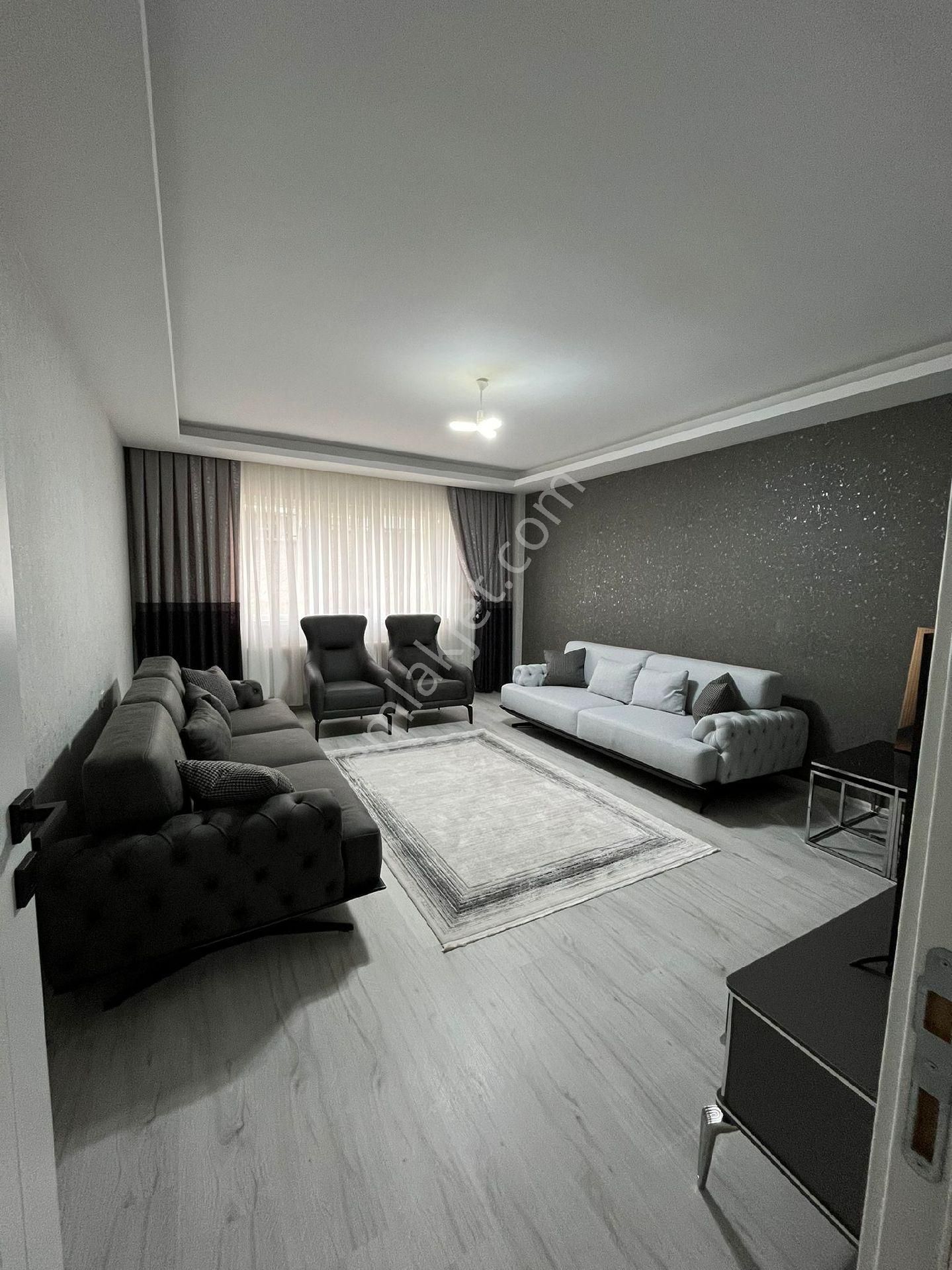 Marka İnşaat Emlak Site İçerisinde Güvenlik Promlemi Olmayan 3+1 Yüksek Katta Daire - Görsel 4