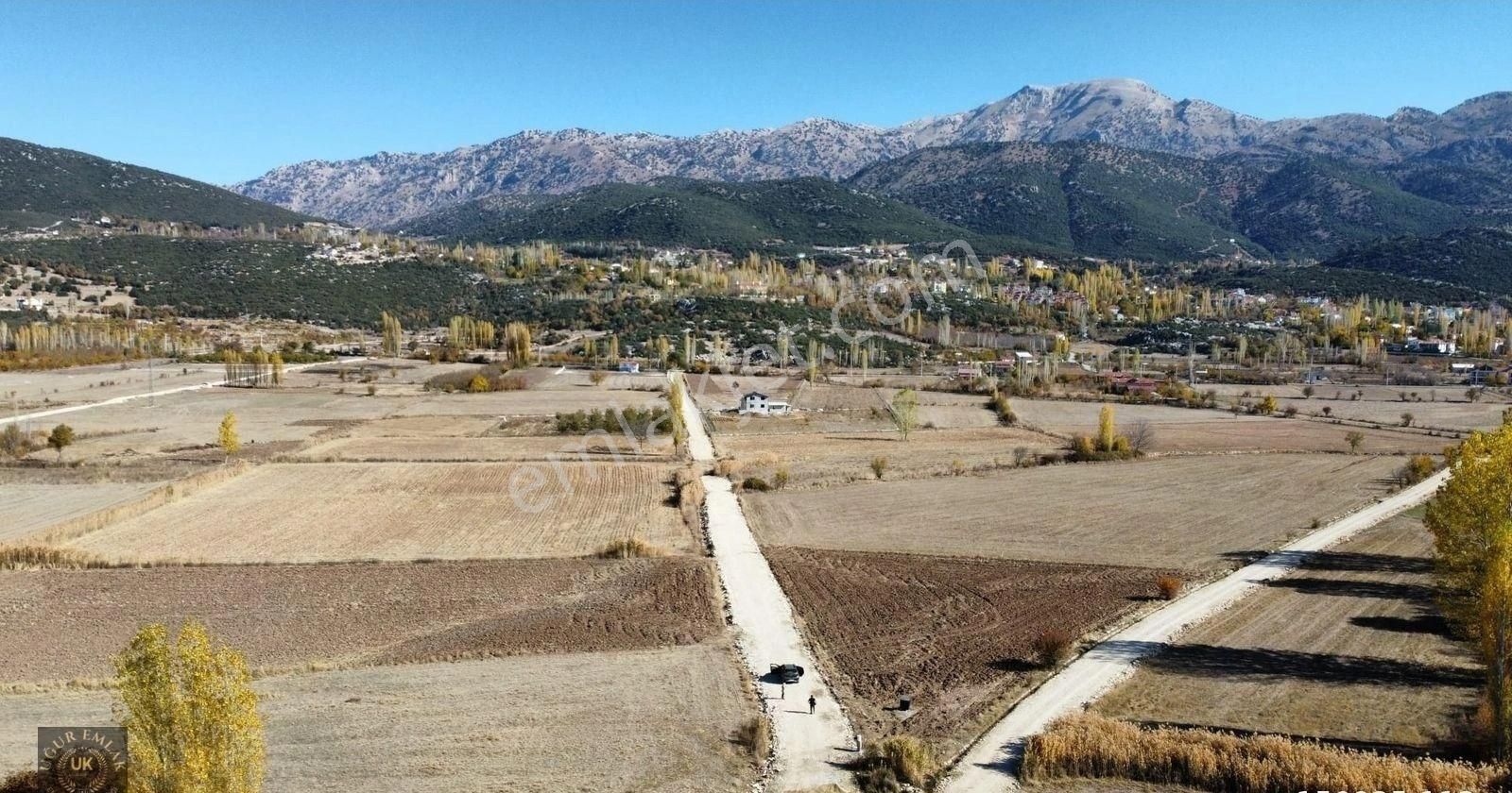 Seydikemer Seki'de 3 Dönüm Tek Tapu Resmi Yola Cepheli Arazi - Görsel 3