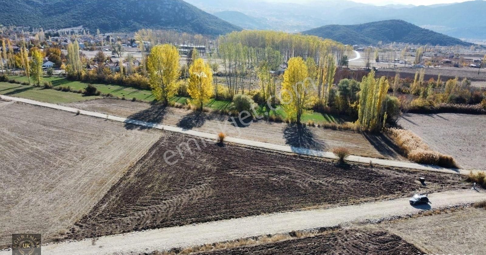 Seydikemer Seki'de 3 Dönüm Tek Tapu Resmi Yola Cepheli Arazi - Görsel 8