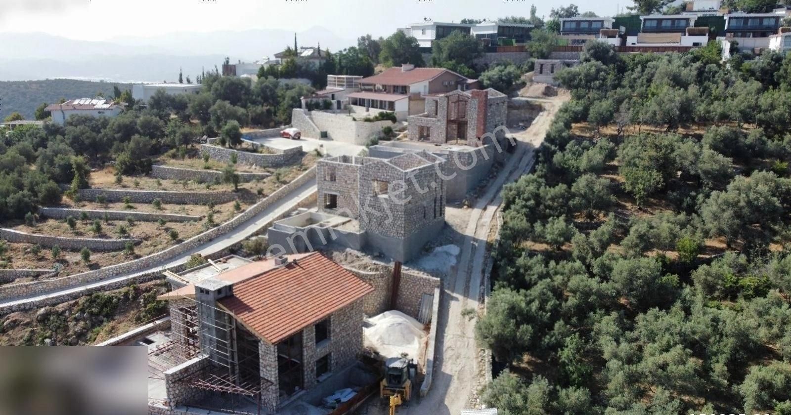 Kaş Üzümlü Satılık Tarla Uğur'emlaktan Kaş Üzümlüde Satılık Site Tarzında Villalar