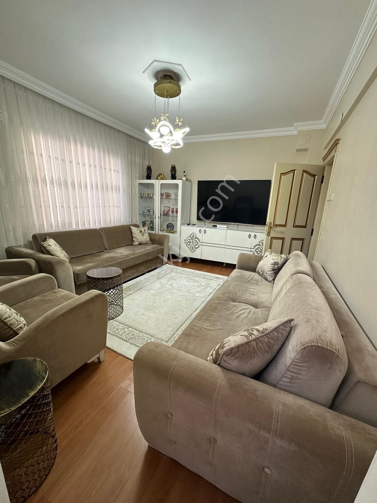 İstanbul Bayrampaşa Satılık Daire Aras İnşaat’dan Satılık 85 M2 2+1 Orta Kat Park Manzaralı Daire