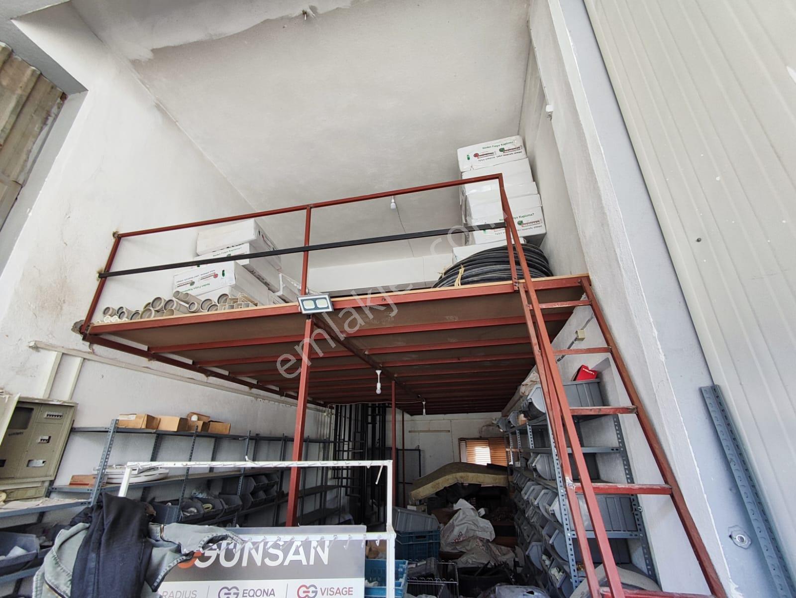 Kuşadası Adasan Sanayi Sitesinde Köşe Konumlu İşlek Caddede Satılık Dükkan İş Yeri - Görsel 19
