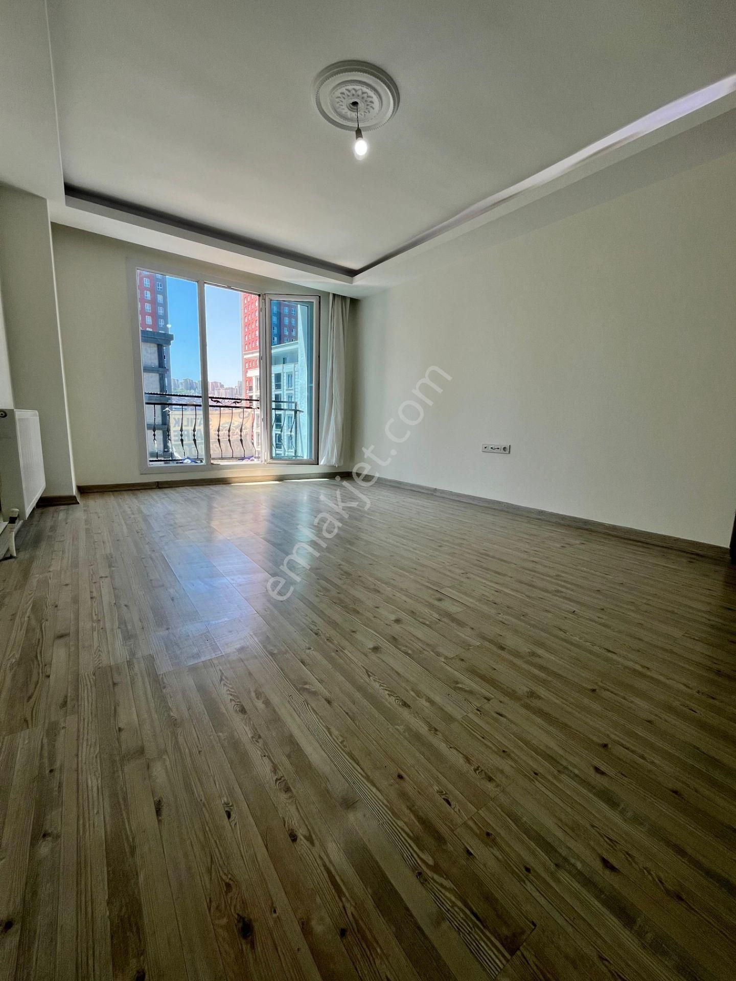 Esenyurt Akevler Satılık Daire Satılık 2+1 Bakımlı Daire