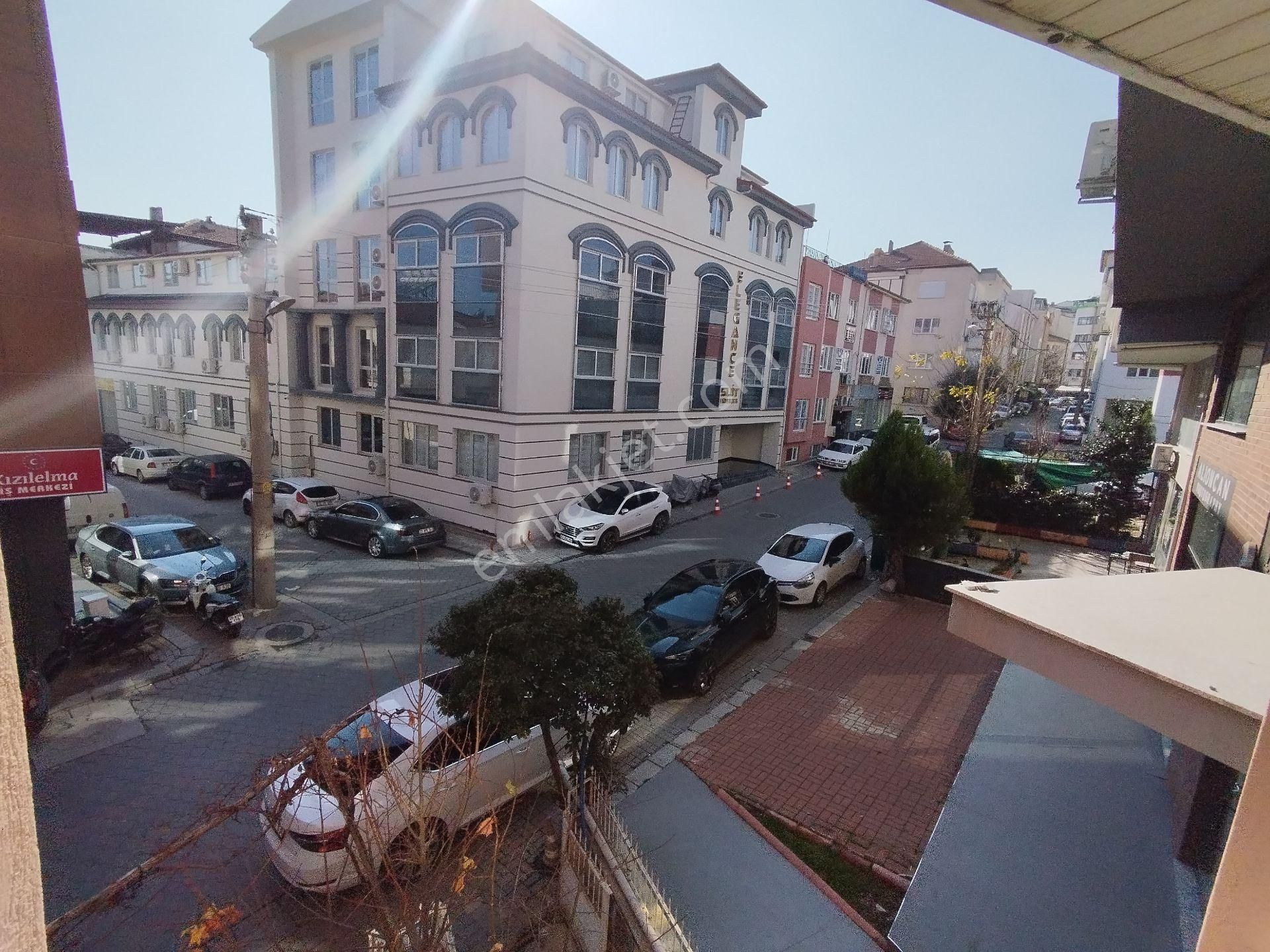 Denizli 15 Mayıs Mahallesi 559 Sokak Bakkal Üzeri 1.kat 200 M2.daire - Görsel 17