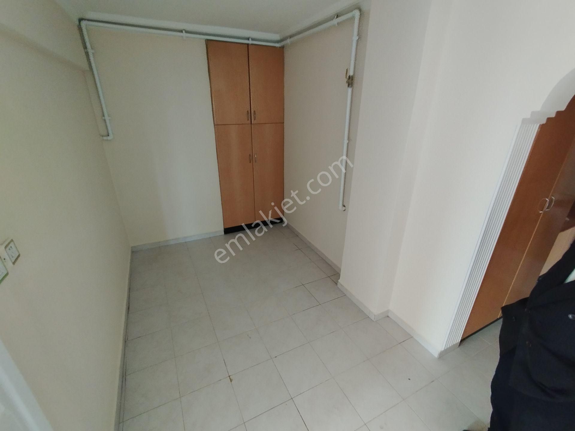 Denizli 15 Mayıs Mahallesi 559 Sokak Bakkal Üzeri 1.kat 200 M2.daire - Görsel 13