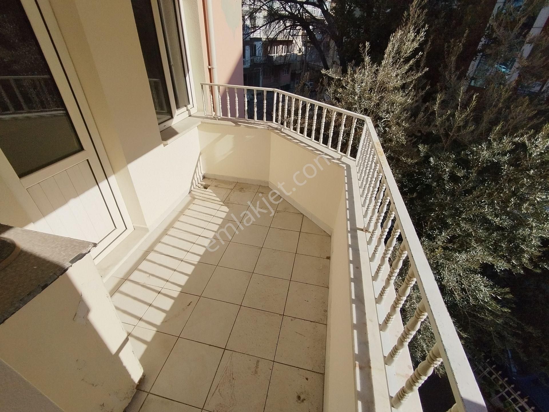 Denizli 15 Mayıs Mahallesi 559 Sokak Bakkal Üzeri 1.kat 200 M2.daire - Görsel 18