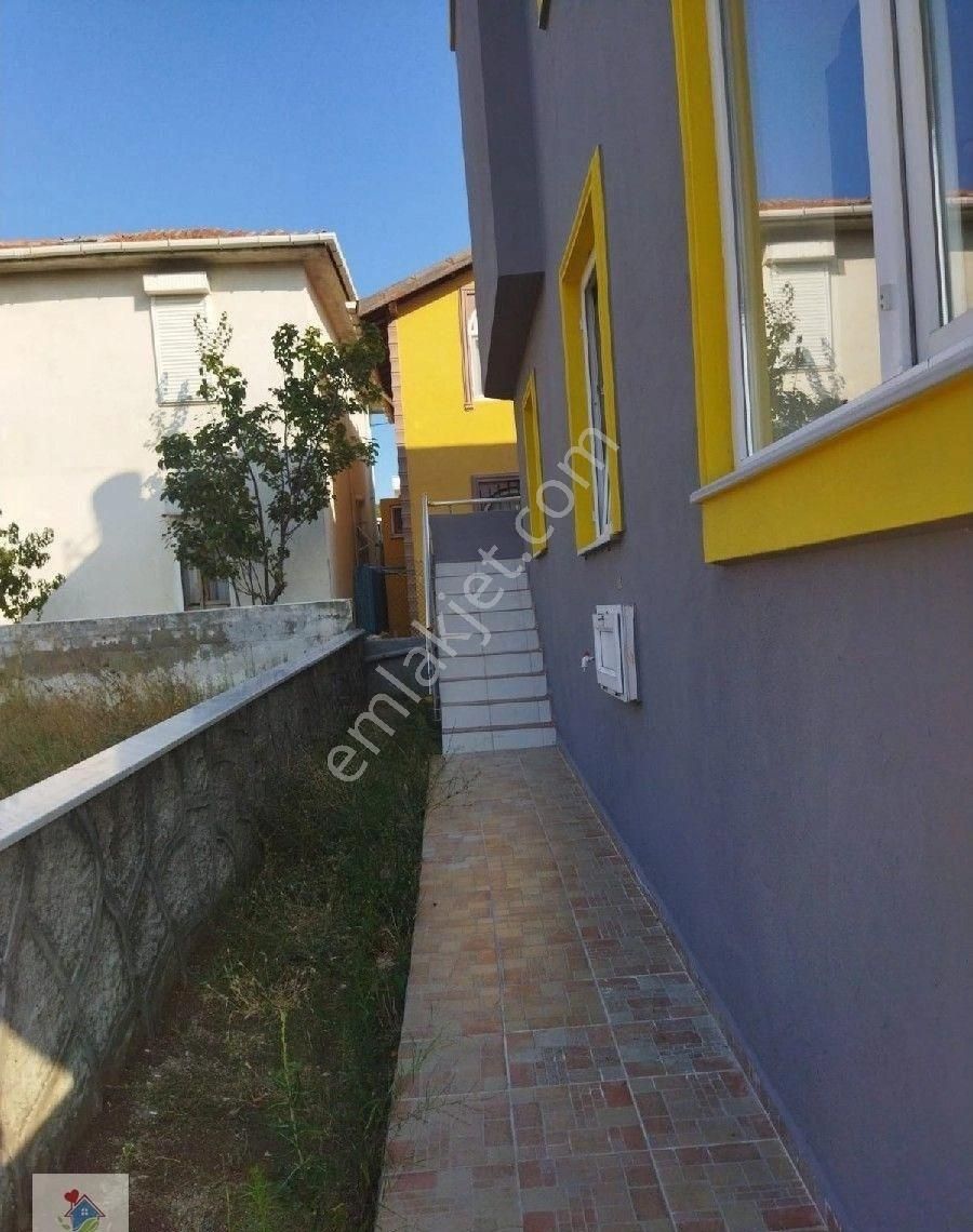 Sevgi Emlaktan Satılık Müstakil Bahçeli Ev - Görsel 18