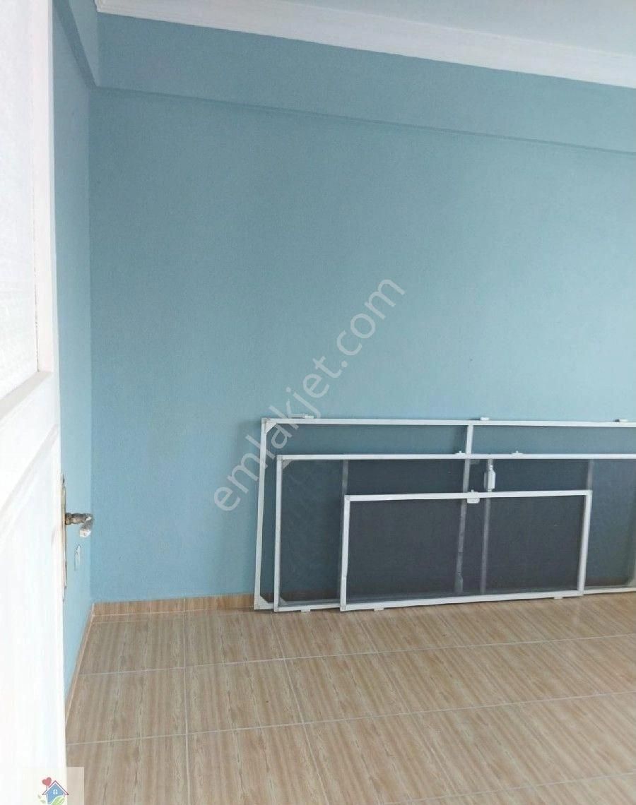 Sevgi Emlaktan Satılık Müstakil Bahçeli Ev - Görsel 2