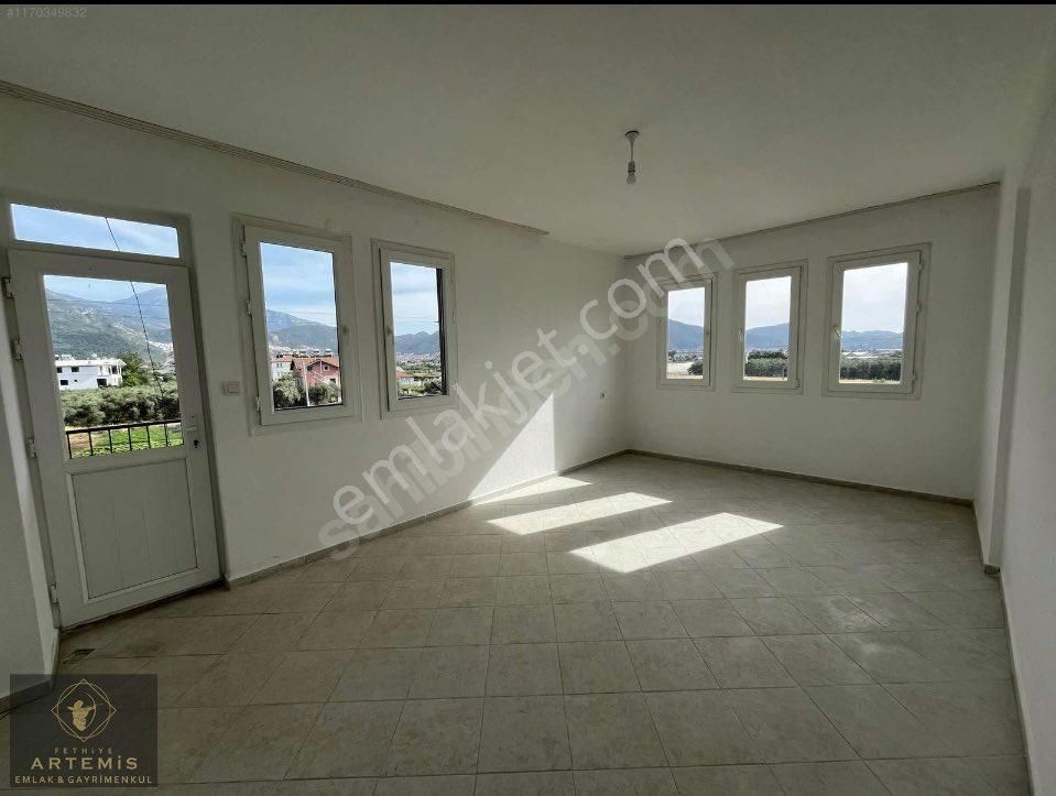 Fethiye Cami Kiralık Daire Fethiye Cami Mahallesi'nde Eşyasız Kiralık 2+1 Ara Kat Daire